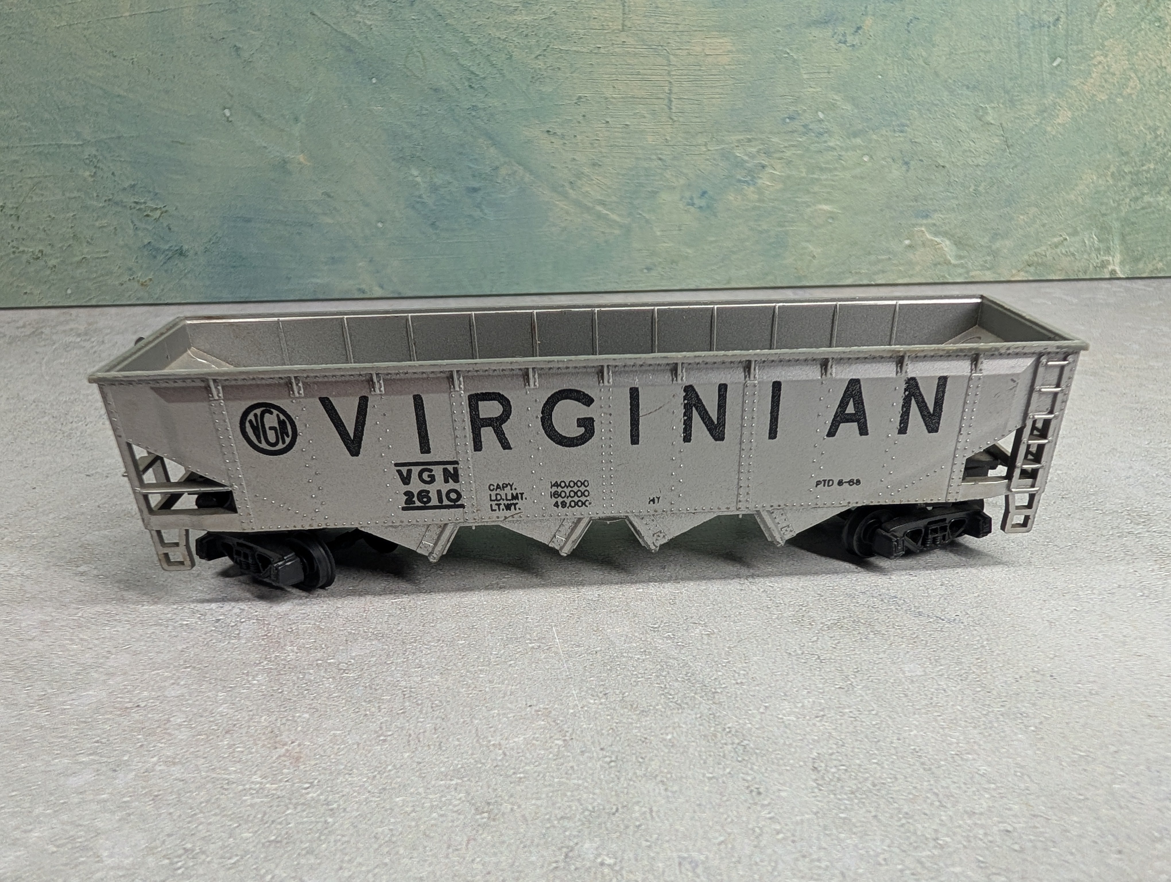 USED Tyco HO Scale Open Hopper Virginian VGN #2610