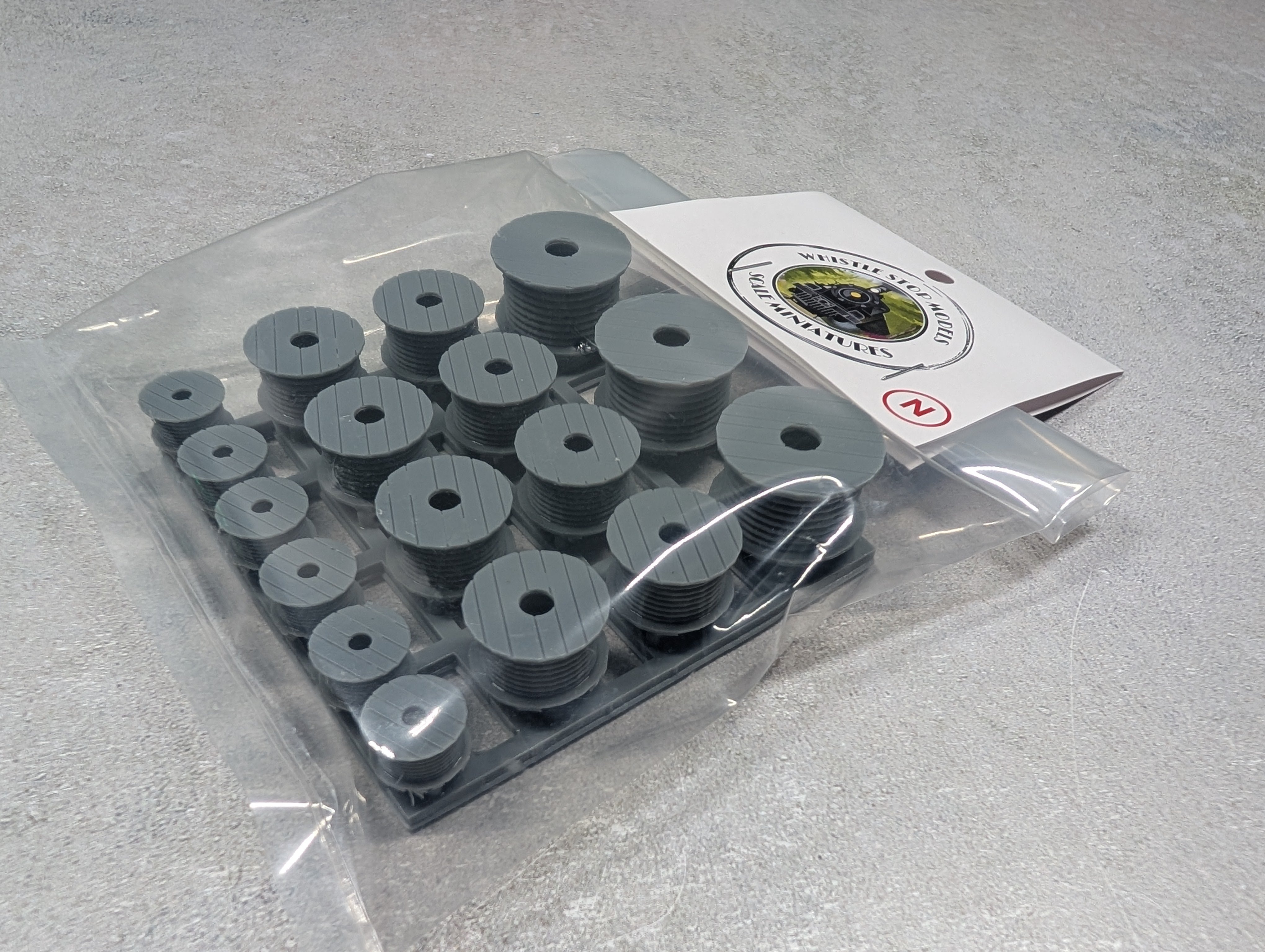 Whistle Stop Models N9018 N Scale Large Cable Spools, Resin 3D Printed, Highly Detailed (17 pcs)