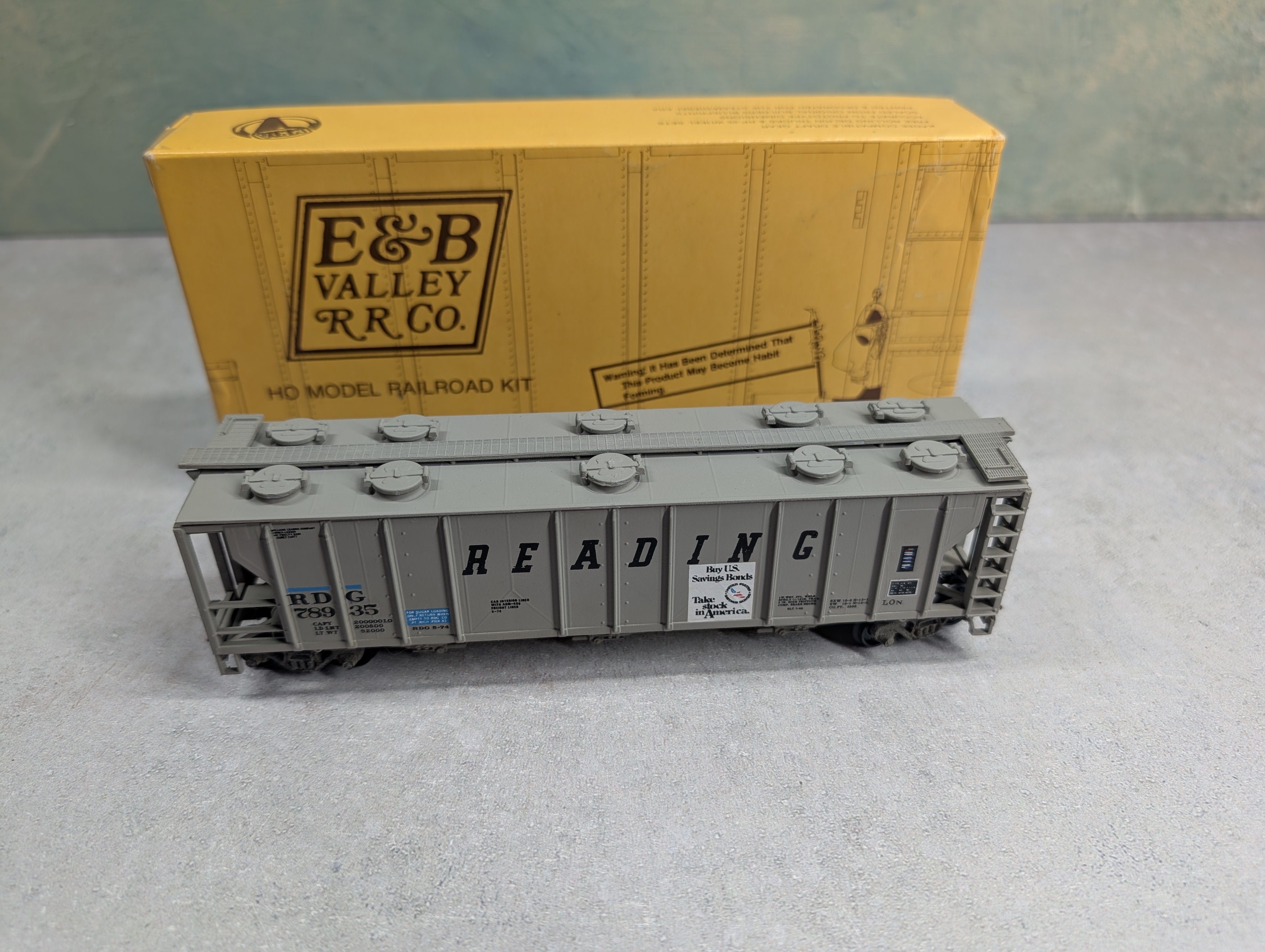 USED E&B VALLEY HO Scale PS-2 Covered Hopper, Robins Rails/Bev-Bel Reading RDG #78935