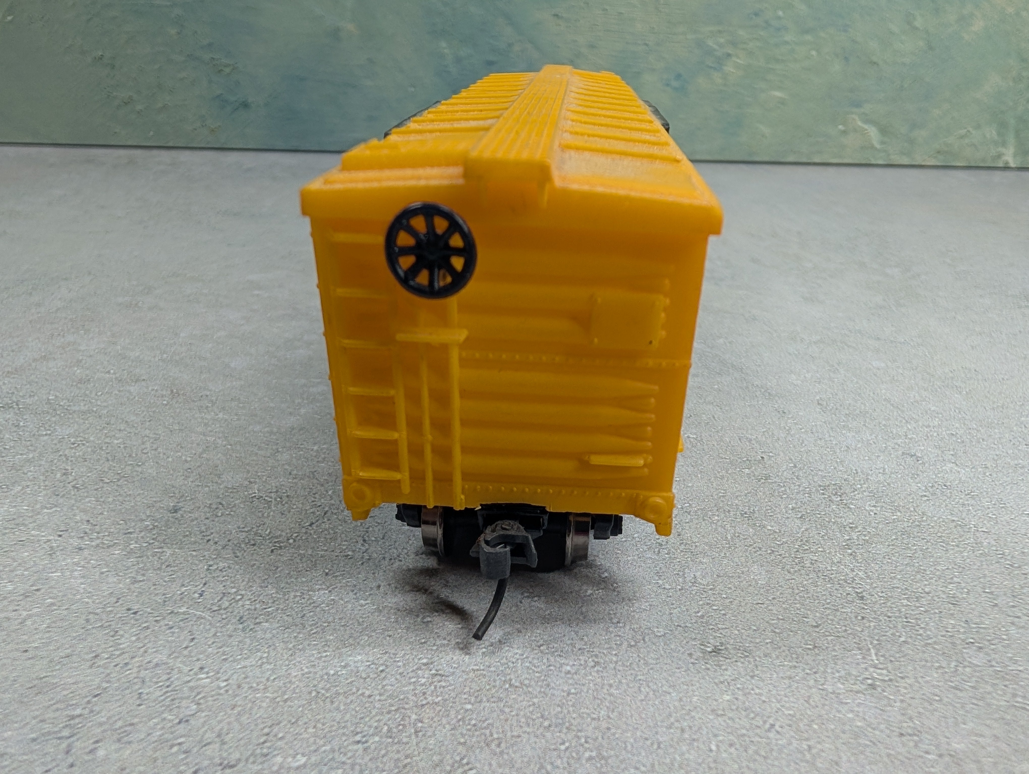 USED HO Scale Cattle Stock Car MKT #47152 Upgraded