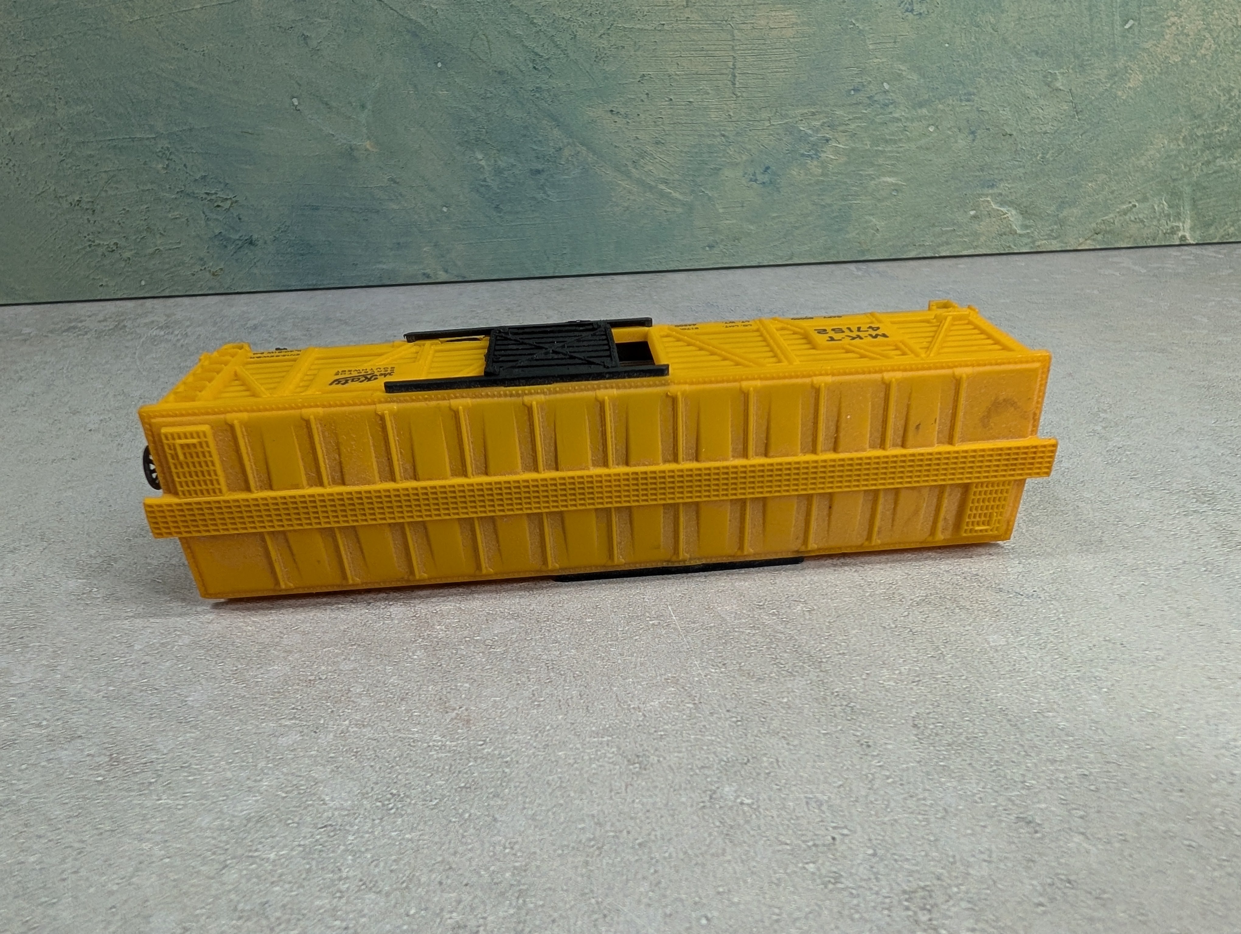 USED HO Scale Cattle Stock Car MKT #47152 Upgraded