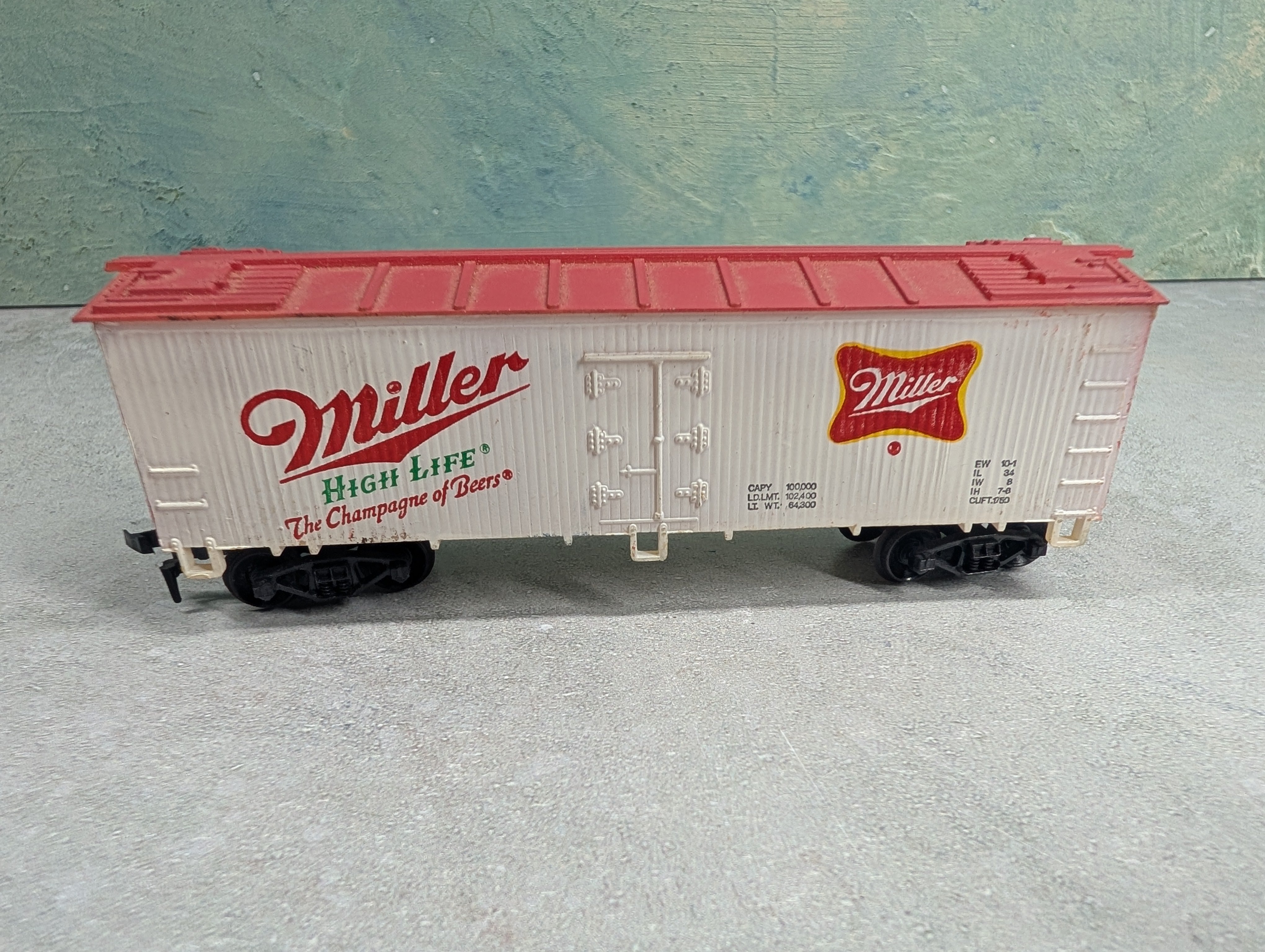 USED HO Scale Wooden Billboard Box Car Miller High Life Beer