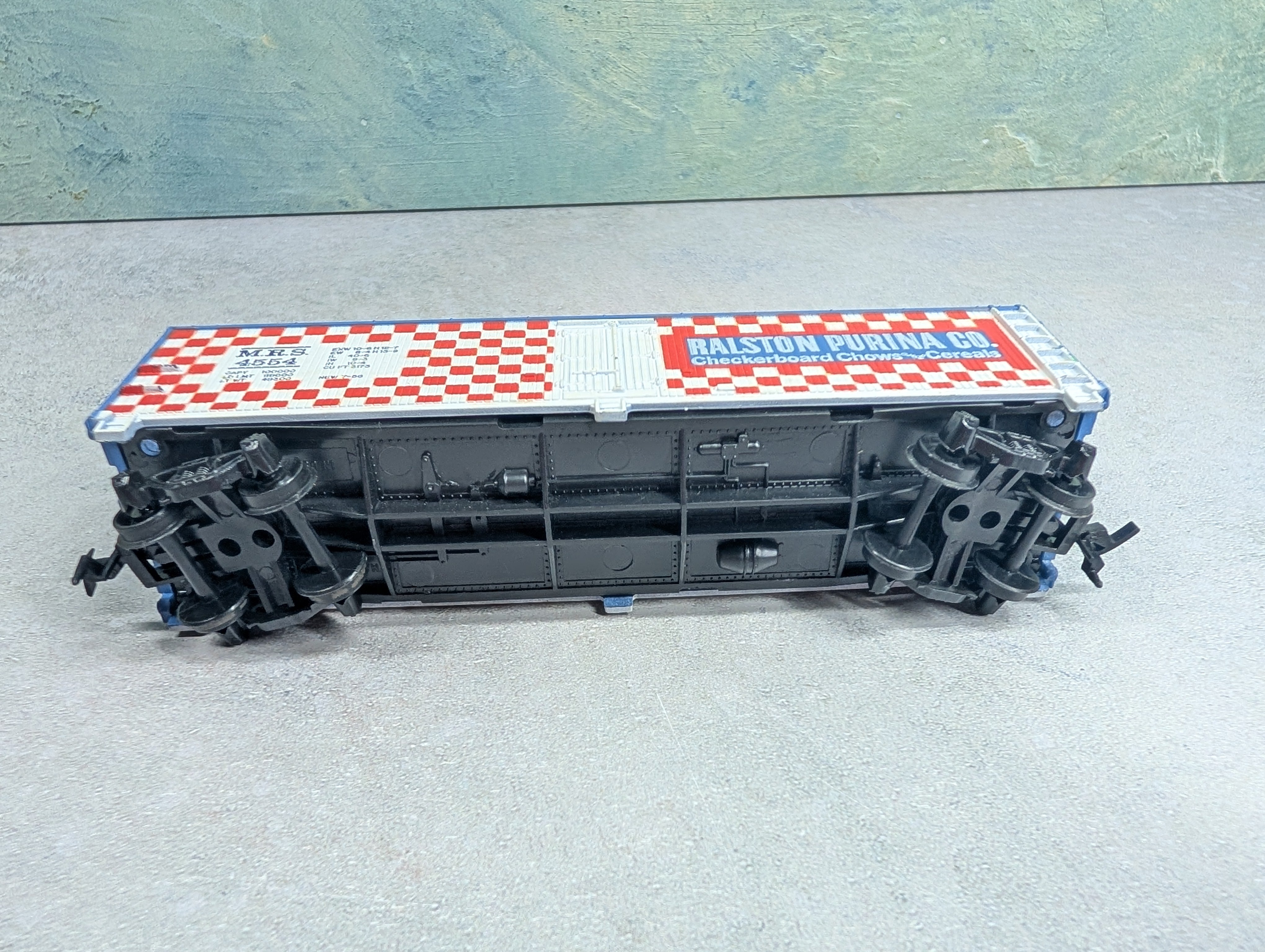 USED Tyco HO Scale 40' Wooden Box Car Ralston Purina MRS #4554