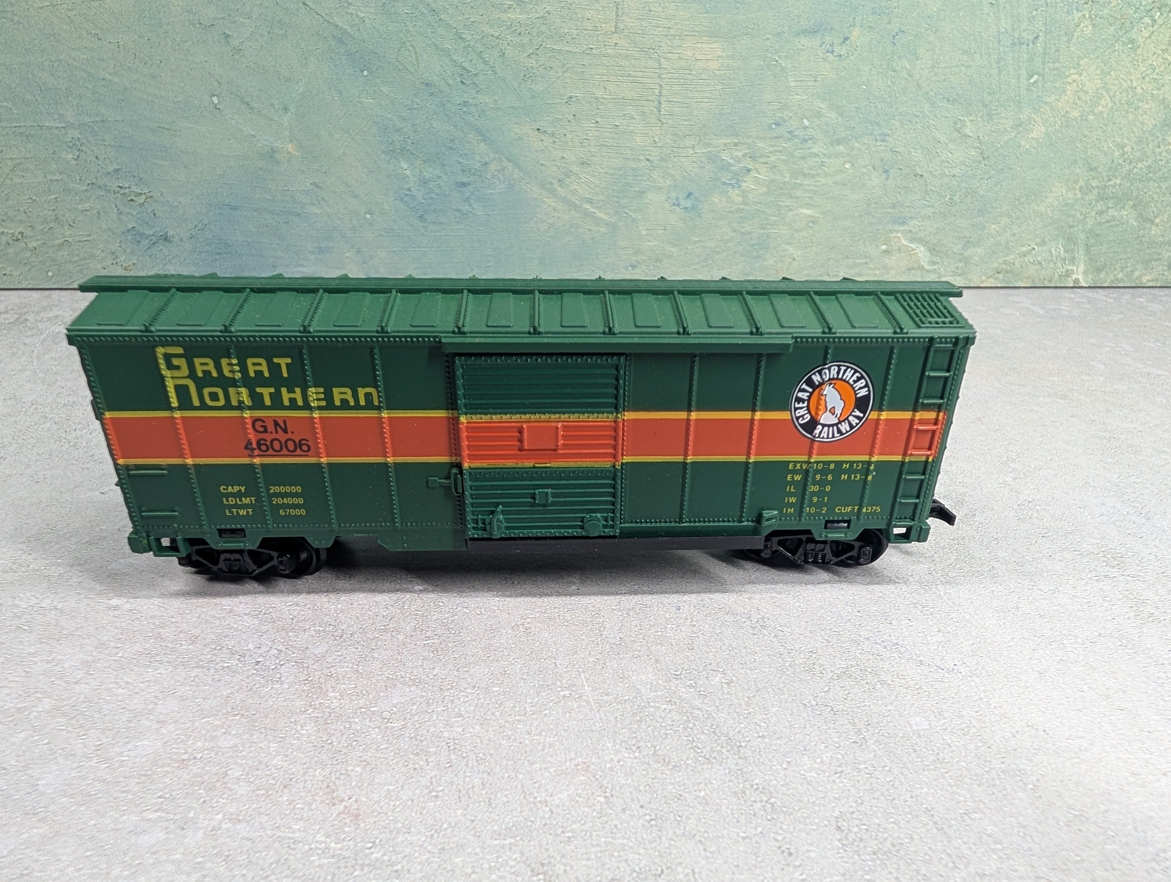 USED HO Scale 40' Box Car Great Northern GN #46006