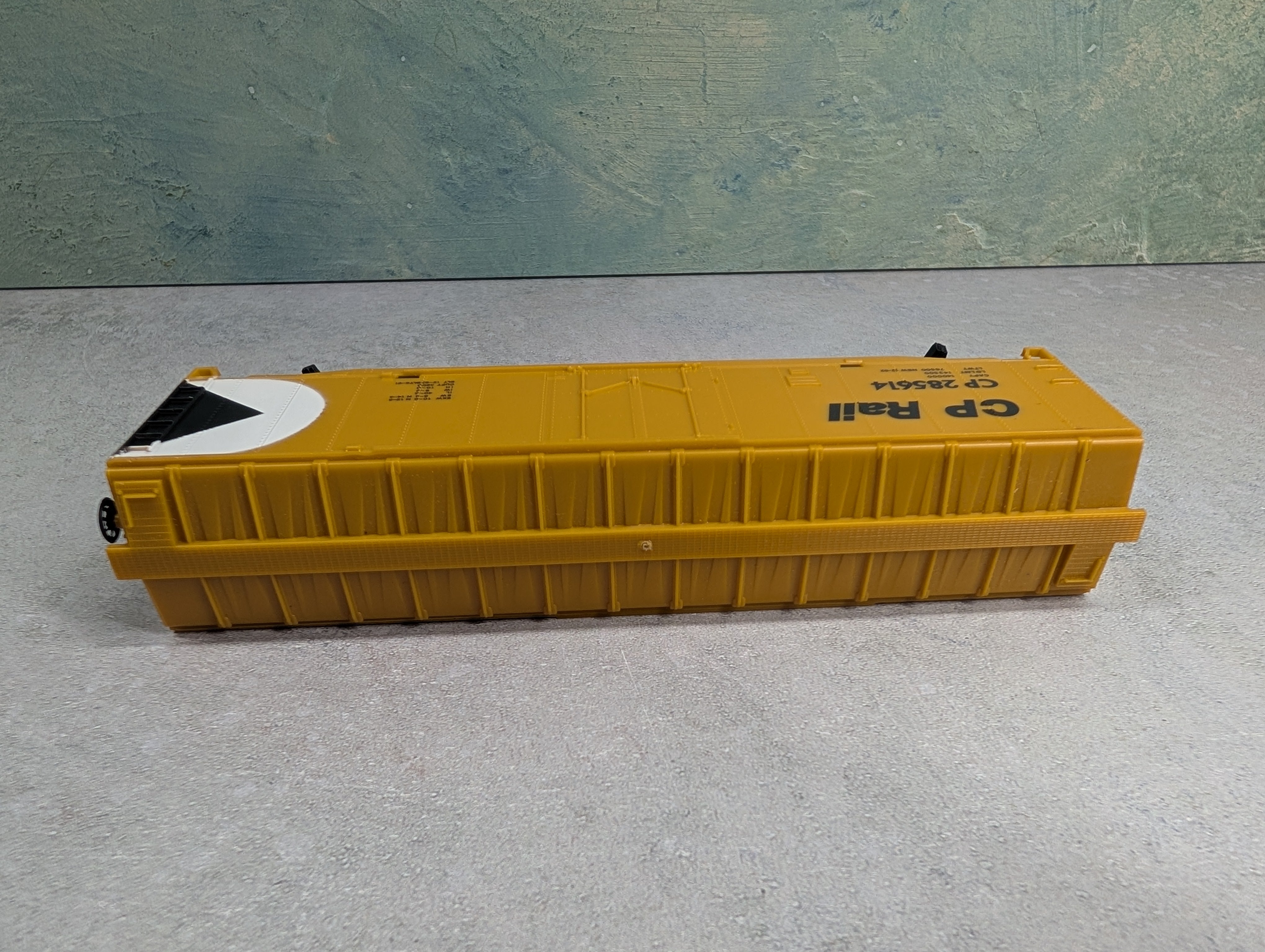 USED HO Scale 50' Box Car CP Rail #285614