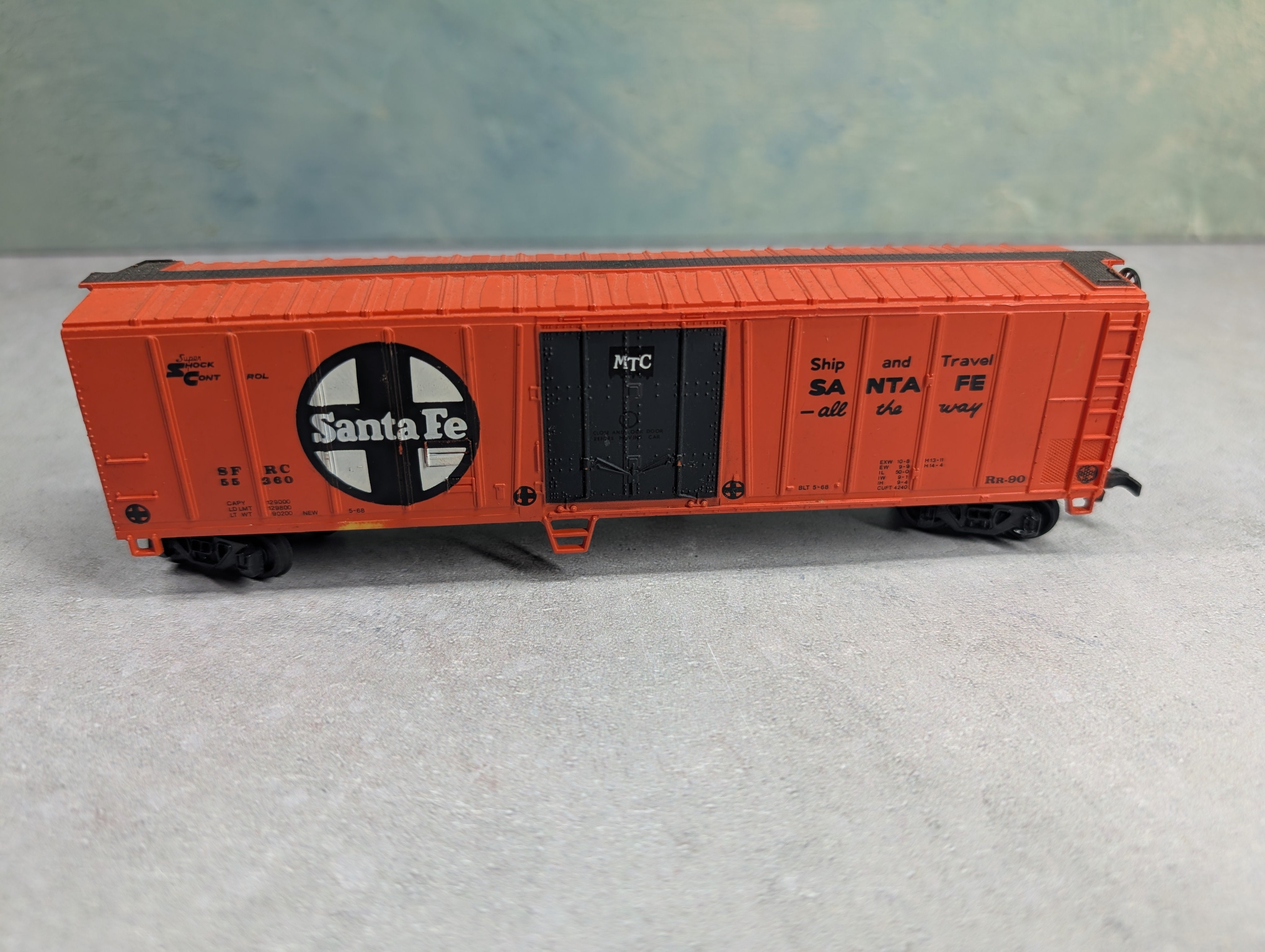USED Bachmann HO Scale 50' Box Car Santa Fe SFRC #55360