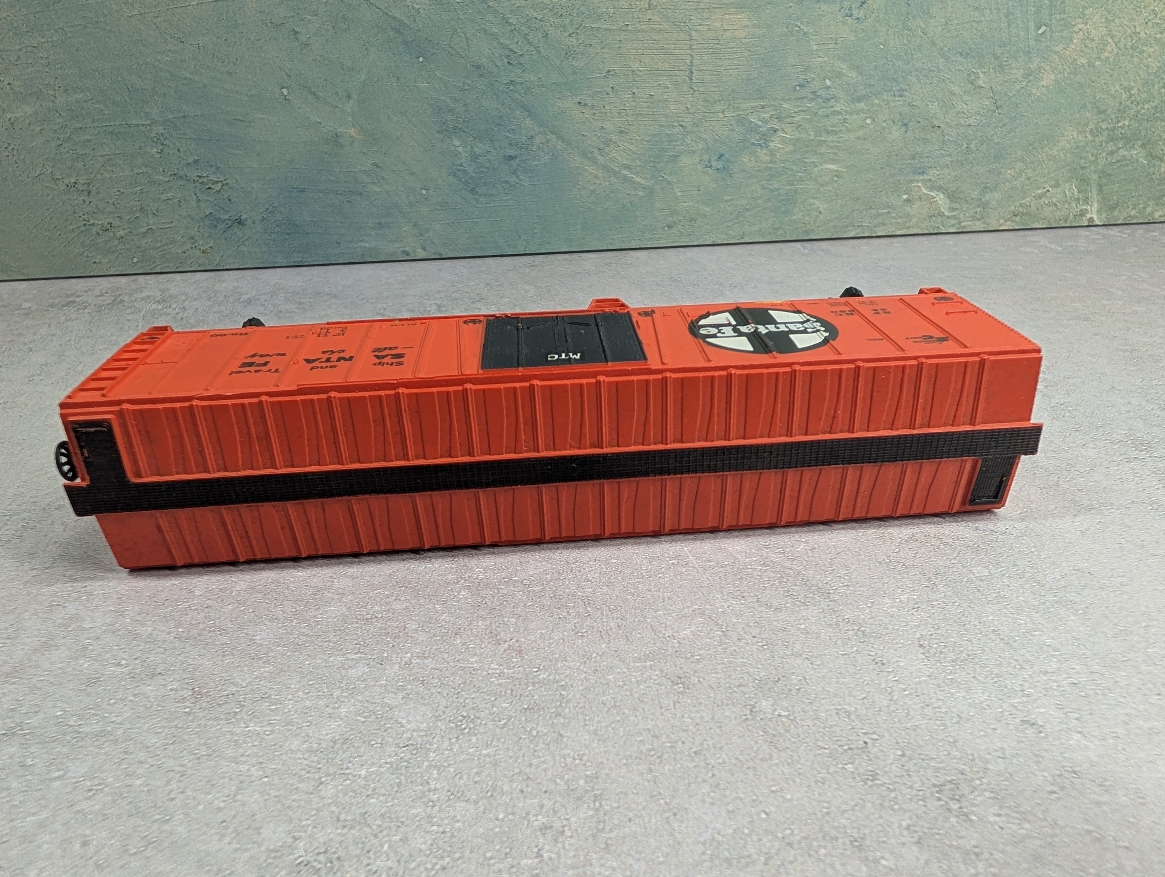 USED Bachmann HO Scale 50' Box Car Santa Fe SFRC #55360