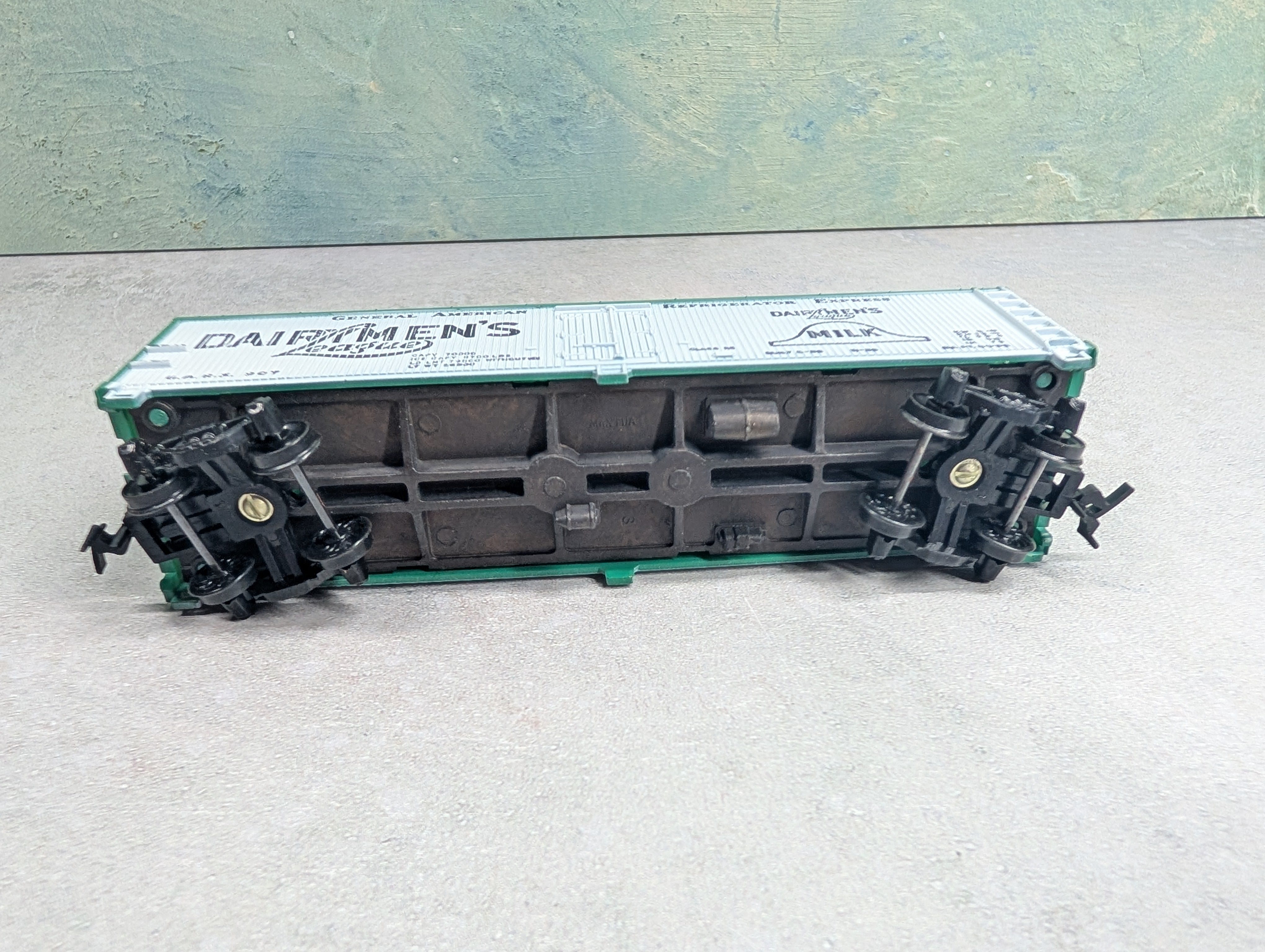 USED Mantua HO Scale Wooden Box Car Dairymen's League GARX #907