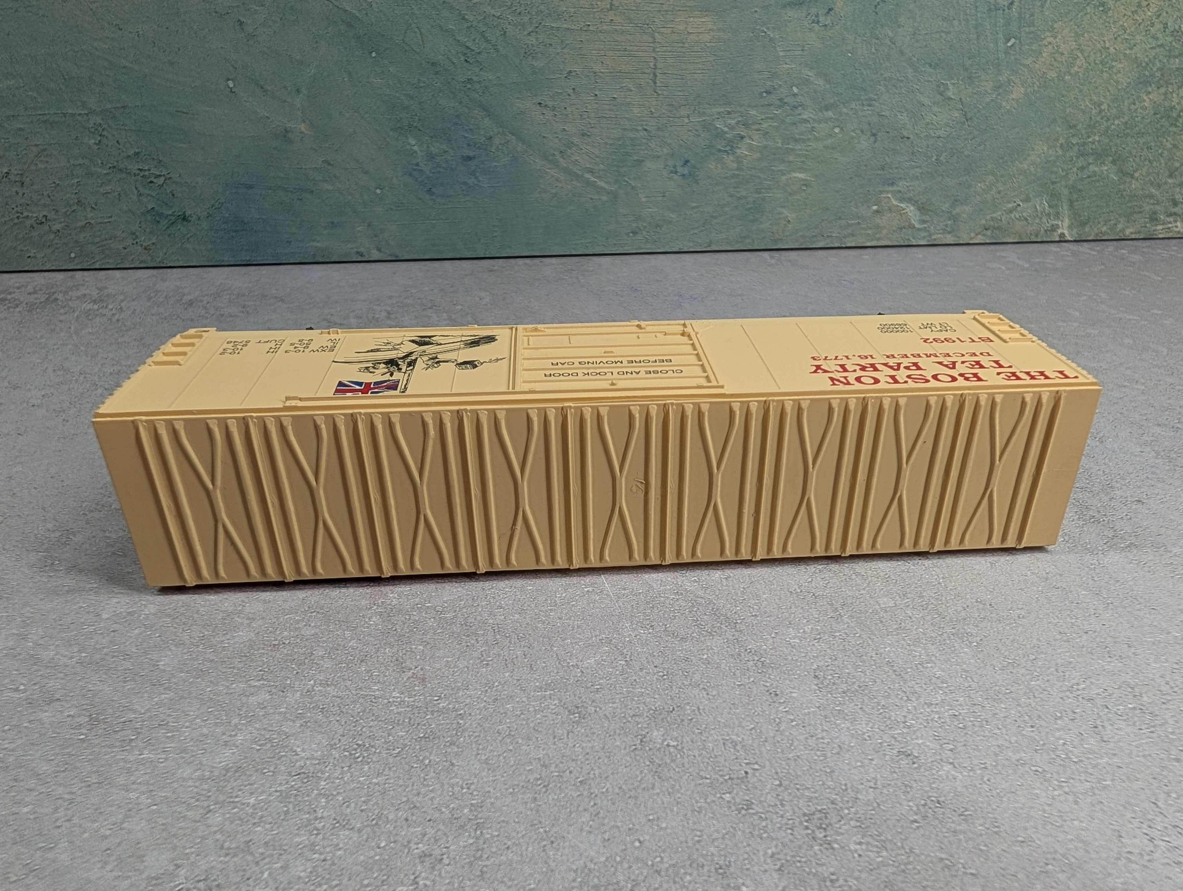 USED Bev-Bel 12022 HO Scale Evans 50' Box Car Boston Tea Party BT #1992