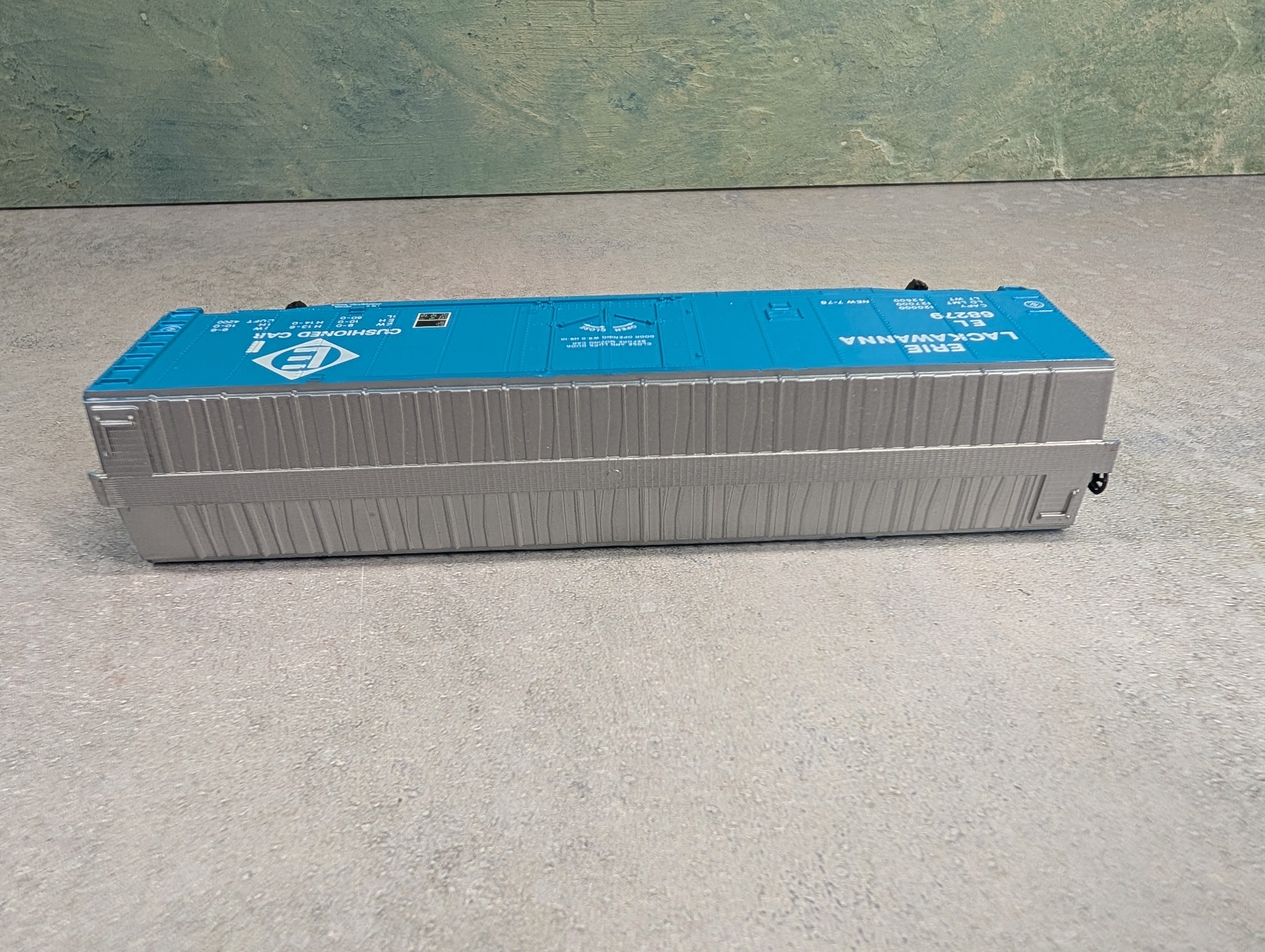 USED Bachmann HO Scale 50' Box Car Erie Lackawanna EL #68279