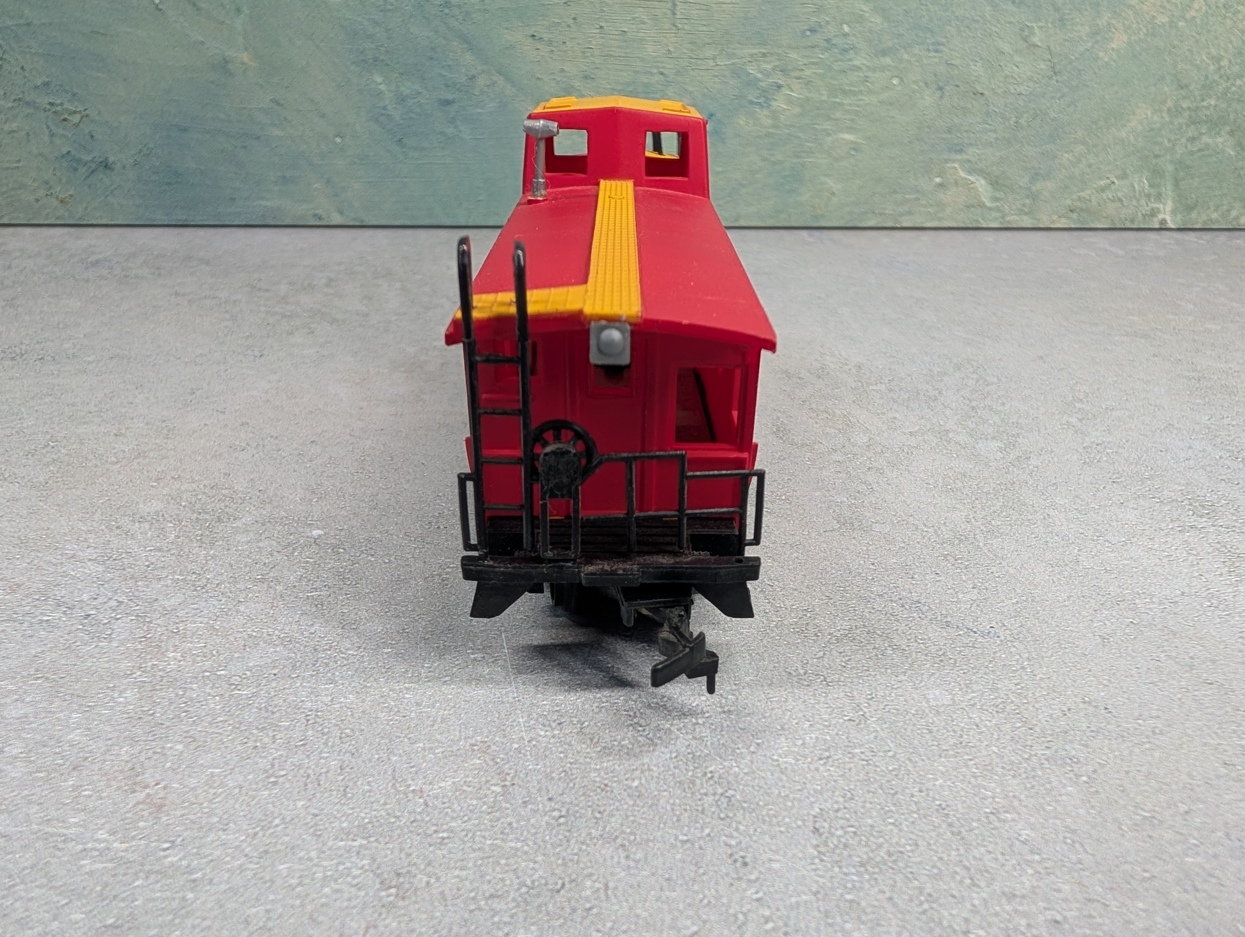 USED Bachmann HO Scale Caboose Santa Fe ATSF #3851