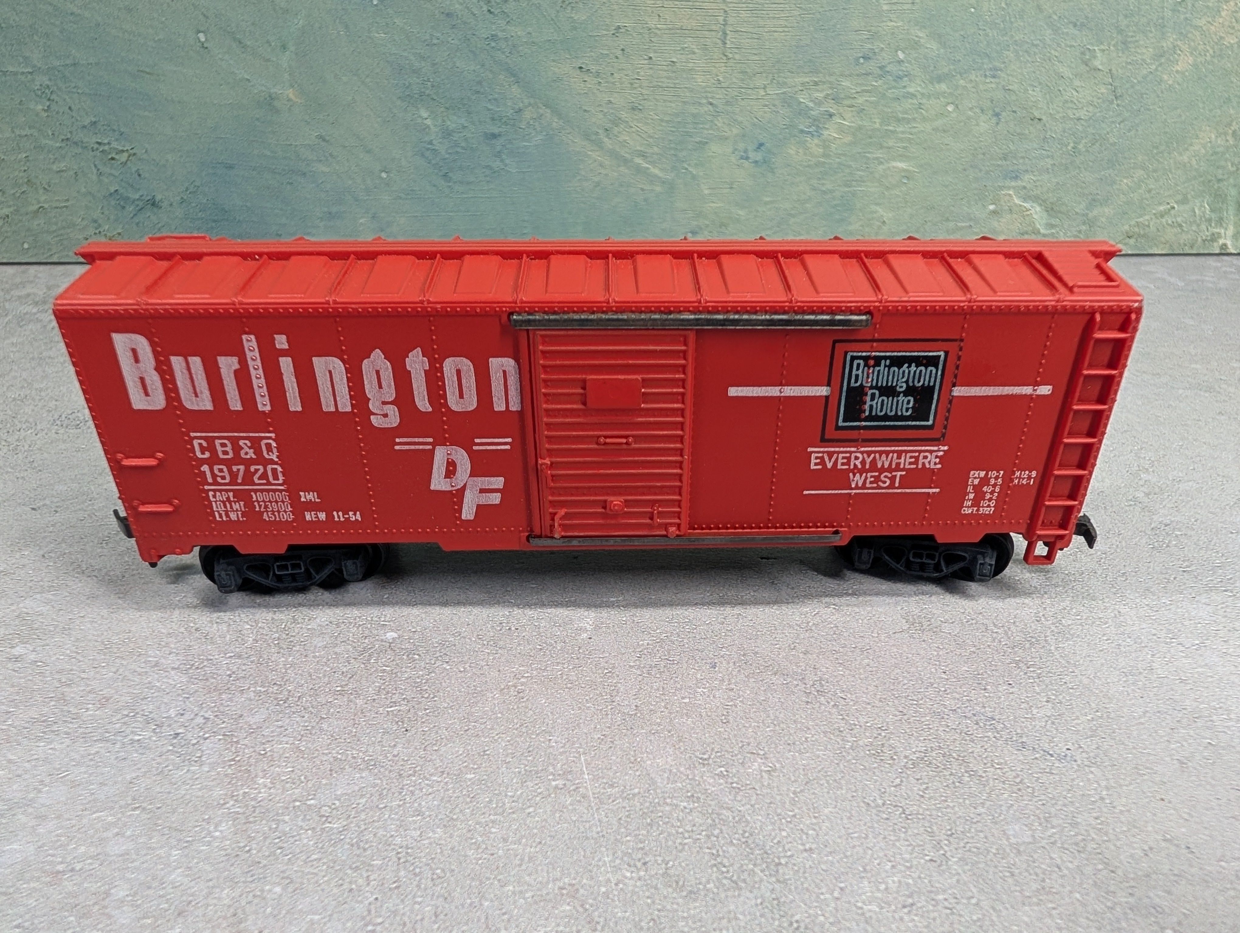 USED Mantua HO Scale 40' Box Car Burlington CB&Q #19720