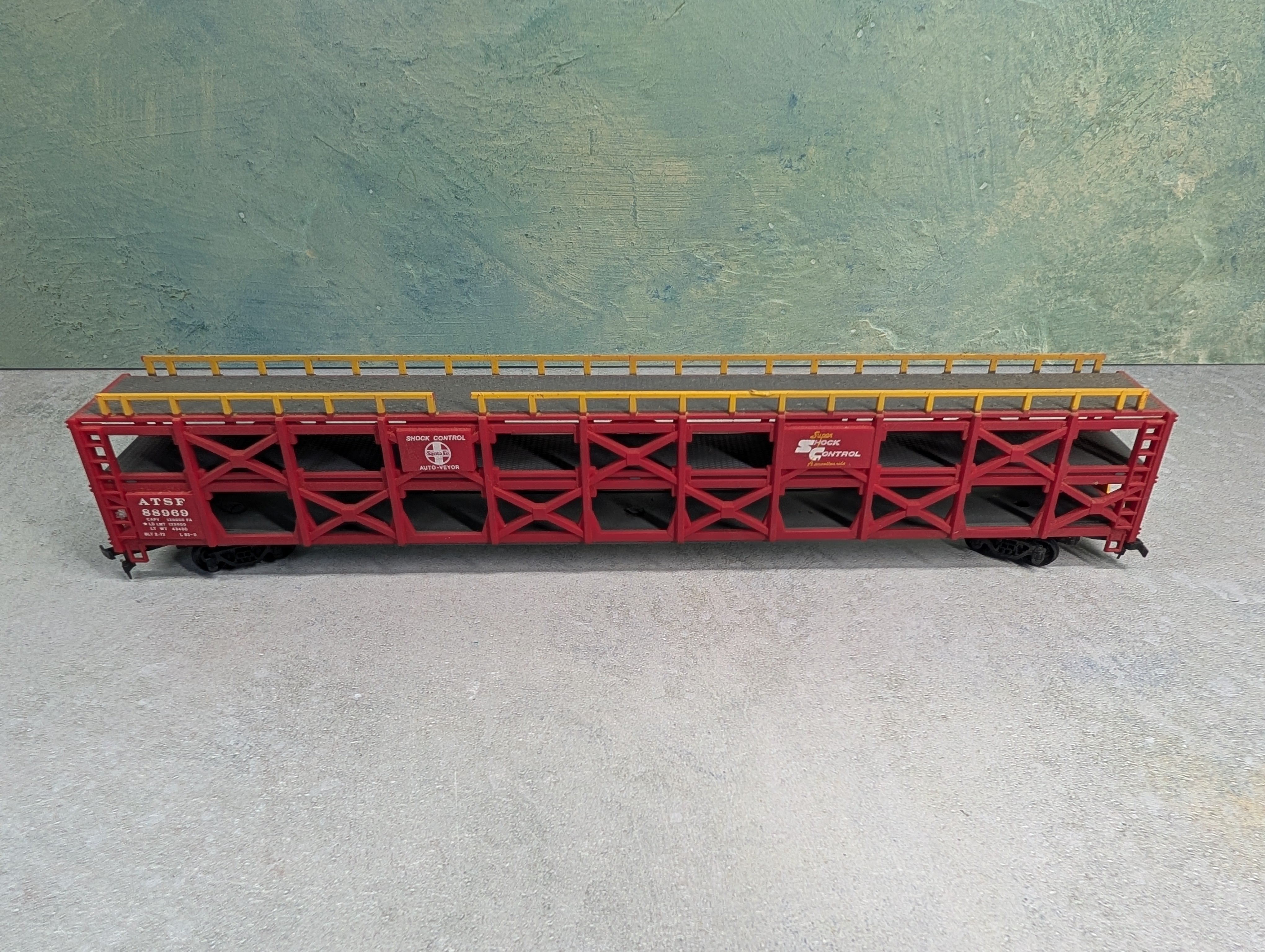 USED Bachmann HO Scale Auto Carrier Santa Fe ATSF #88969 Damaged/Missing Parts