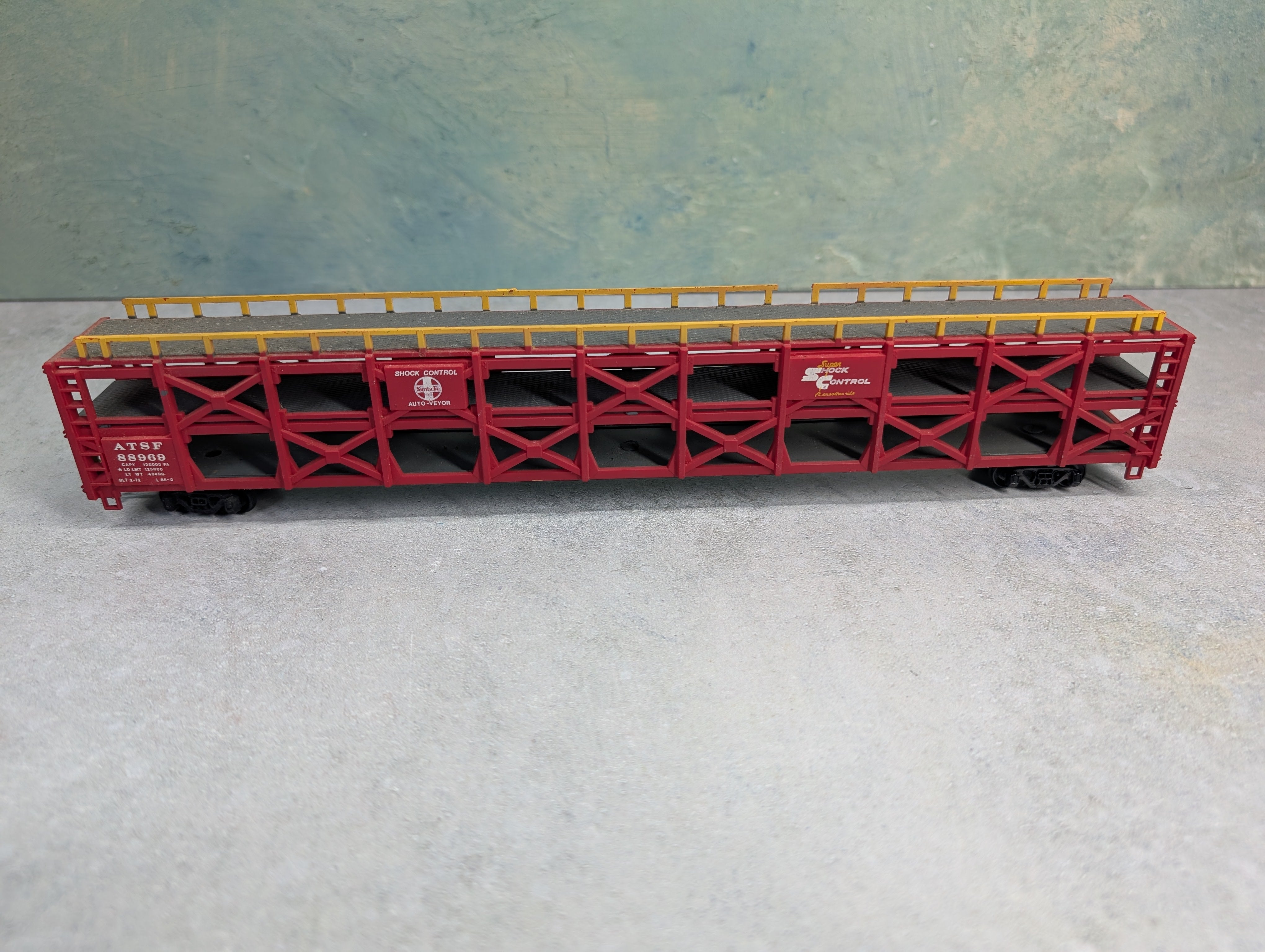 USED Bachmann HO Scale Auto Carrier Santa Fe ATSF #88969 Damaged/Missing Parts