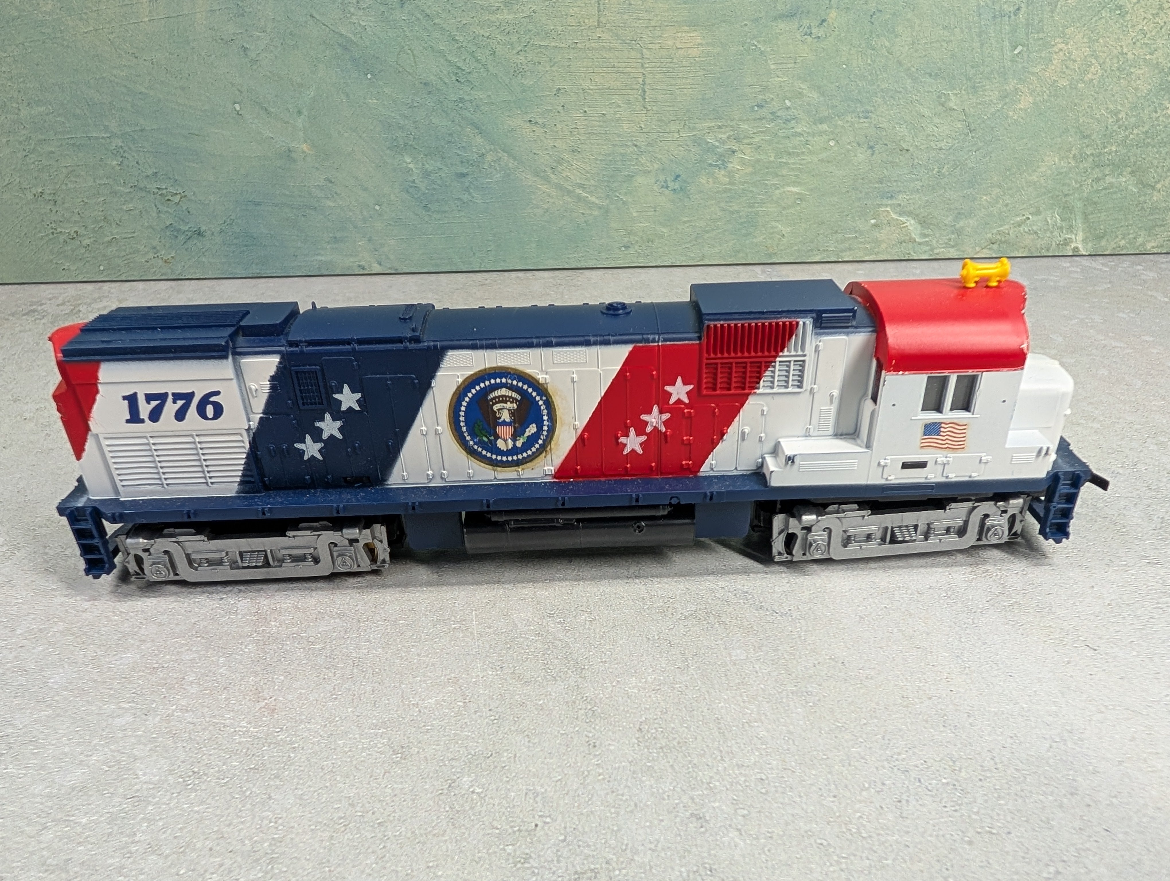 USED Tyco HO Scale 1776 Alco Century Diesel Locomotive Parts/Repairs DC