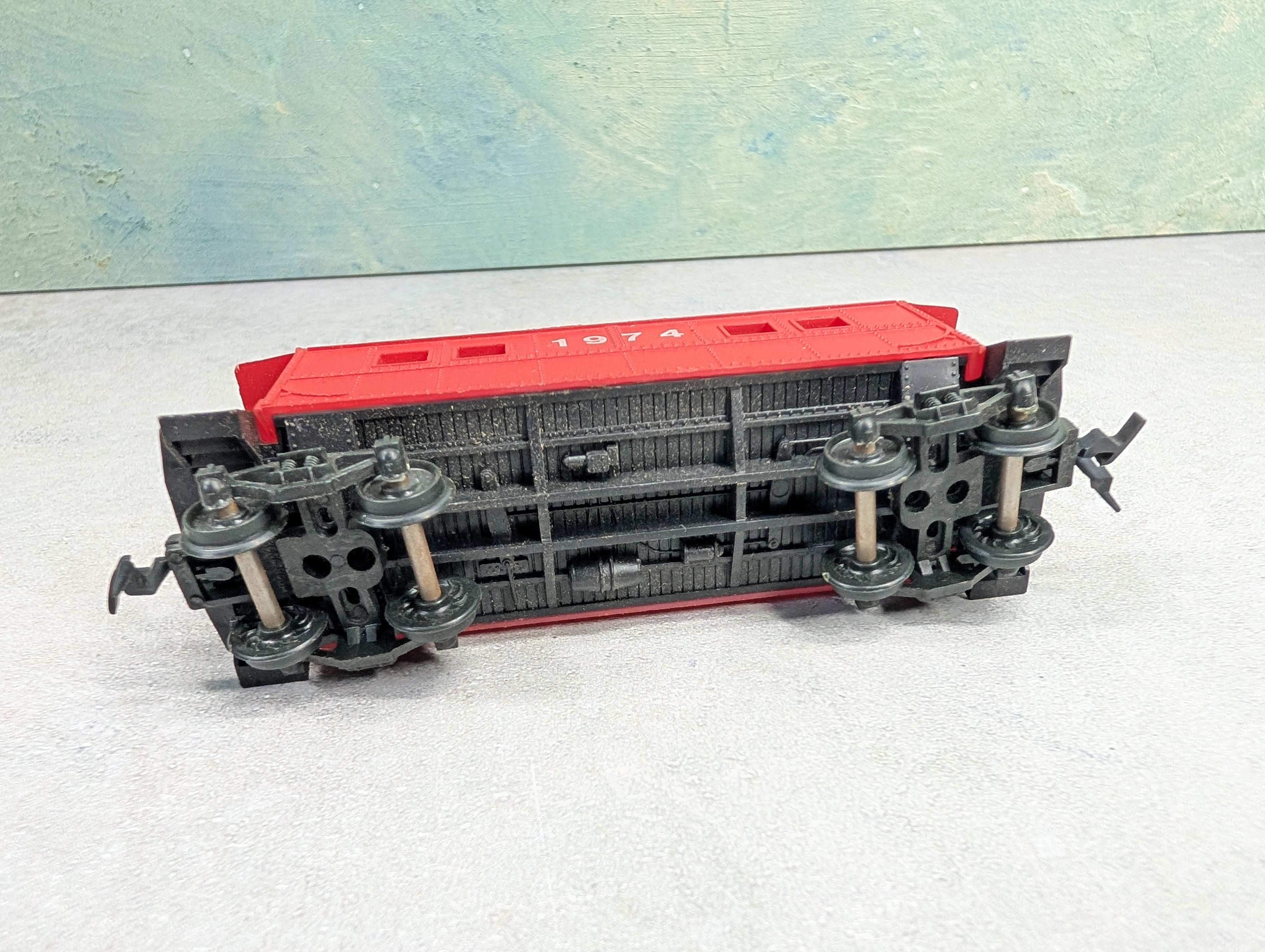 USED Life-Like HO Scale Safety Red Caboose #1974