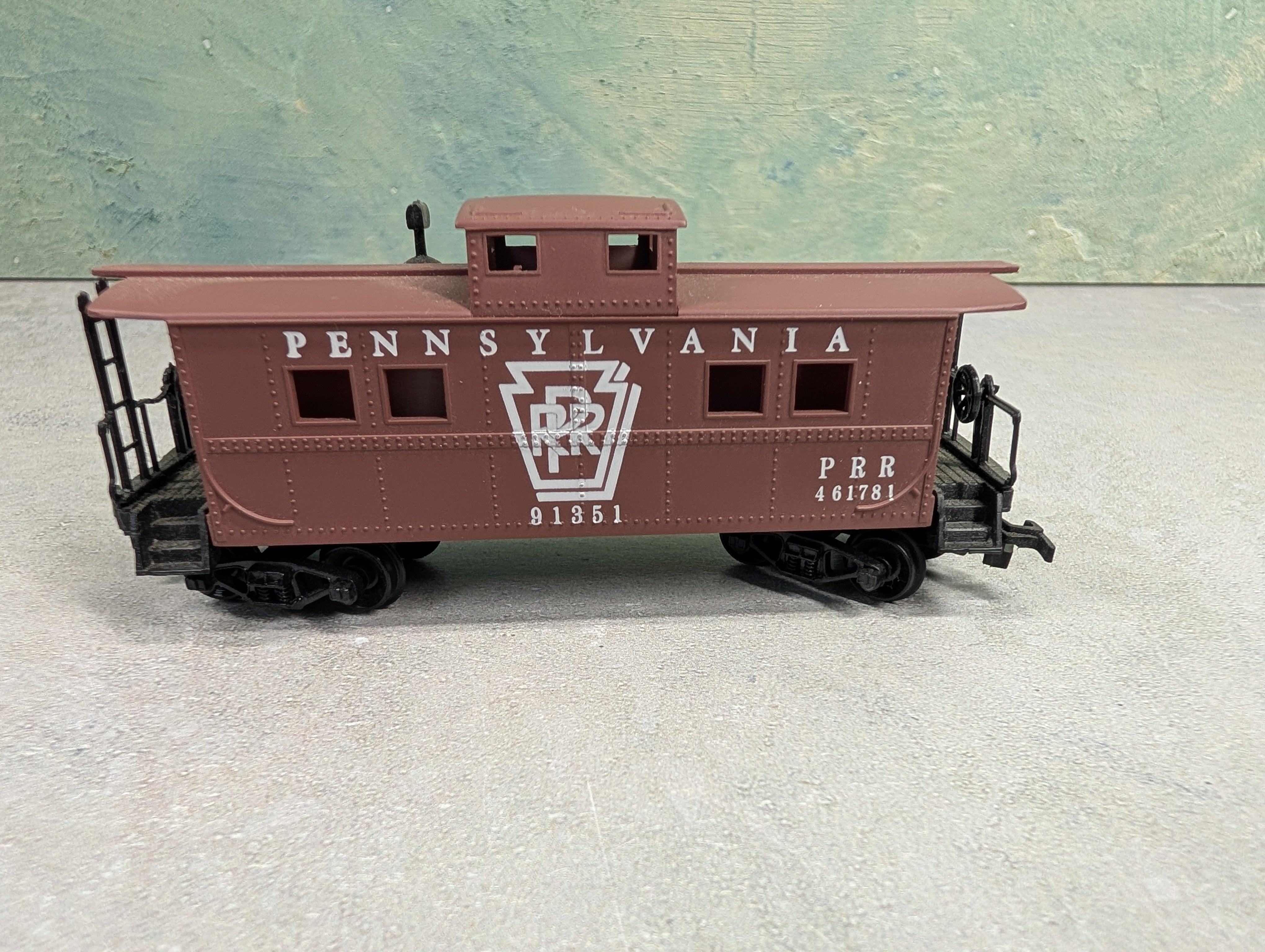 USED Life-Like HO Scale Caboose Pennsylvania PRR #461781 (#91351)
