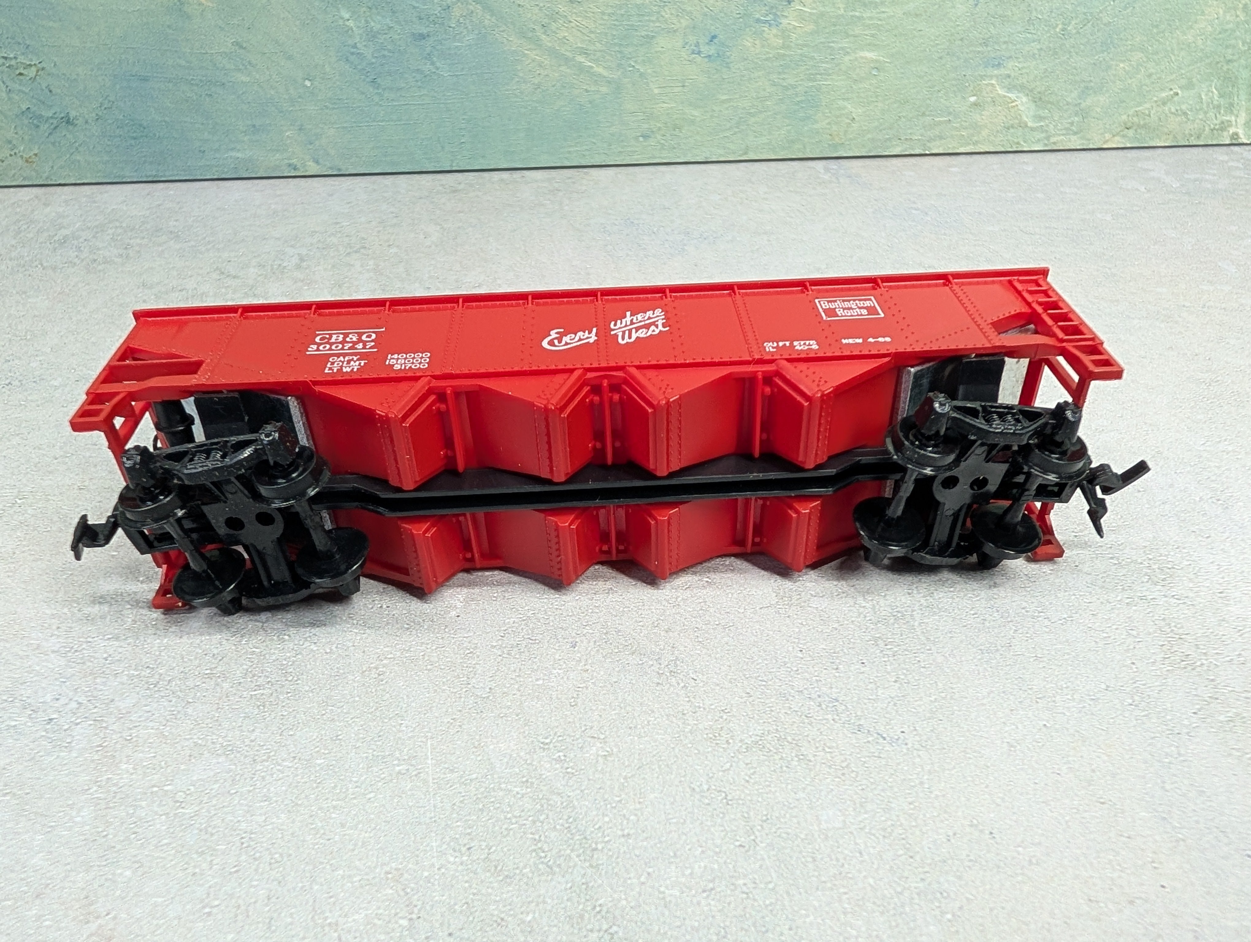 USED Tyco HO Scale Quad Hopper Burlington CB&Q #300747