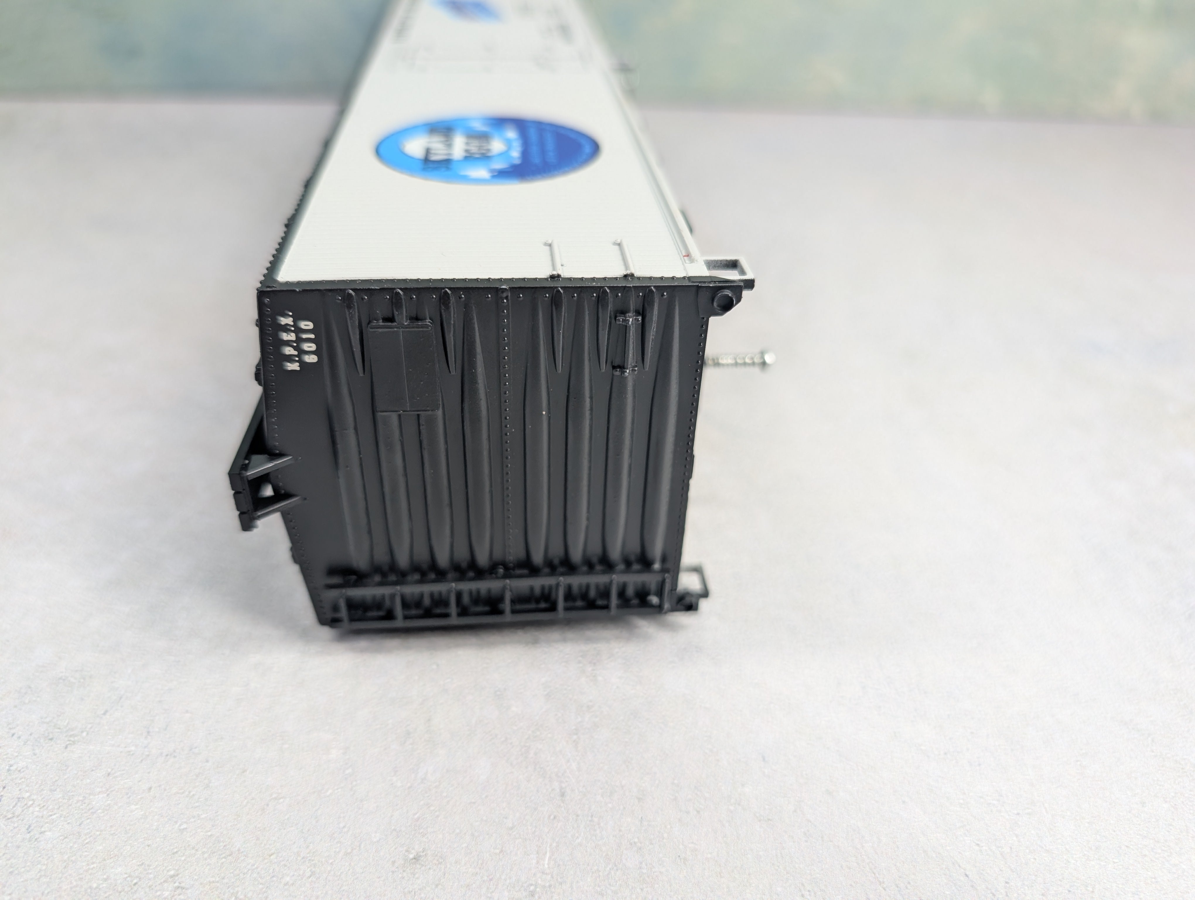 USED Weaver U3117 O Wood Side Refrigerator Car Skyland Eggs KPEX #6010 3 Rail, No Trucks/Couplers