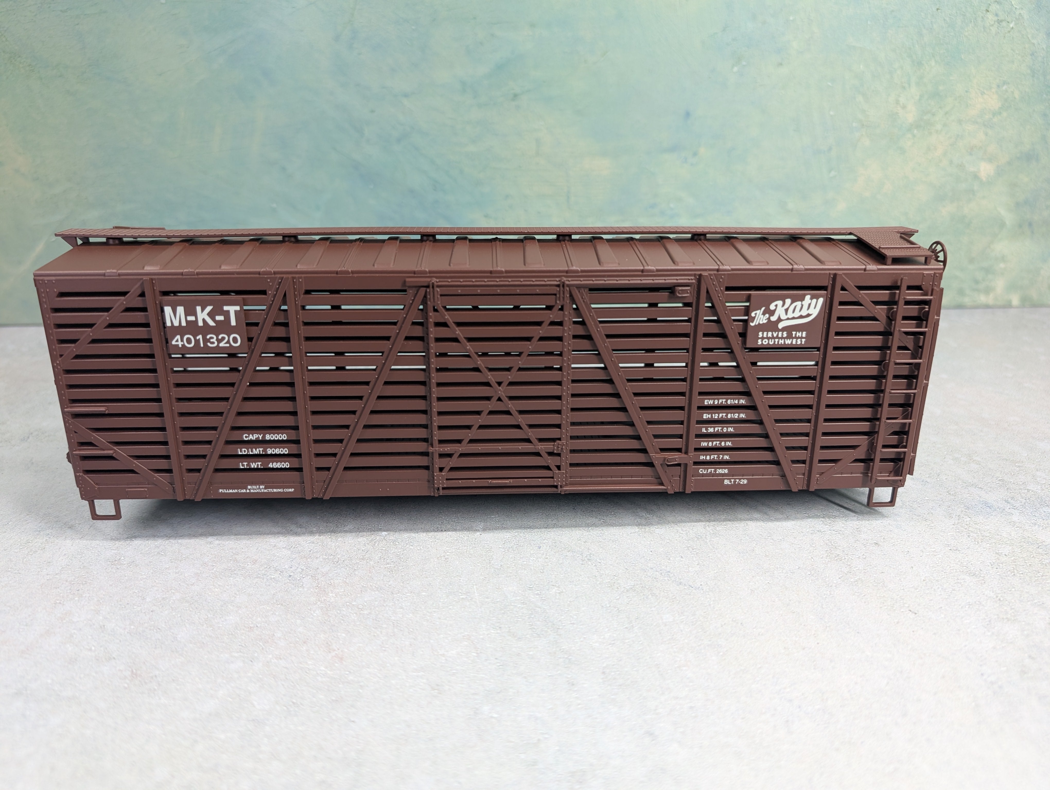 USED Weaver U4326L O 40' Stock Car MKT #401320 3 Rail, No Trucks/Couplers