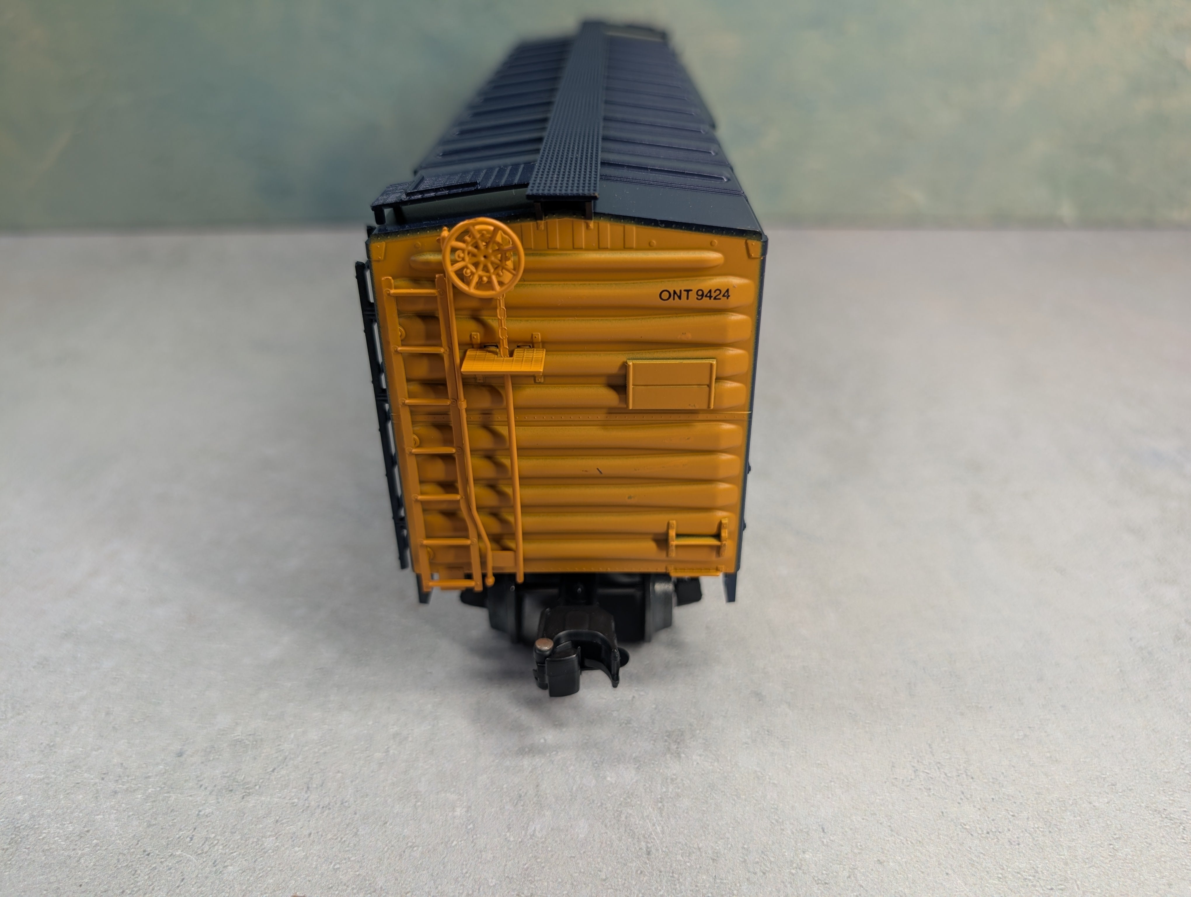 USED Weaver O 40' PS-1 Box Car Ontario Northland ONT #9424 3 Rail Custom Car