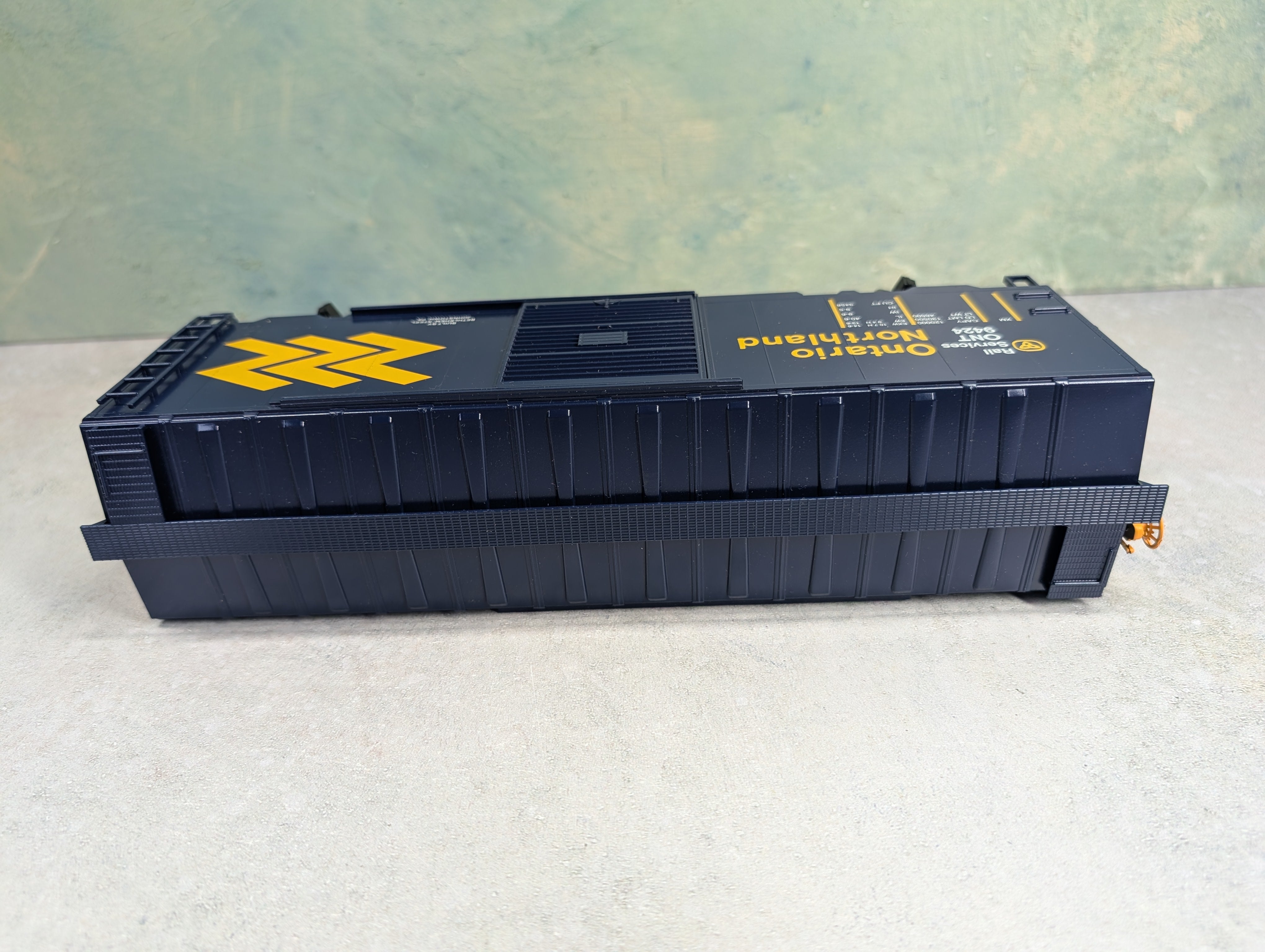 USED Weaver O 40' PS-1 Box Car Ontario Northland ONT #9424 3 Rail Custom Car