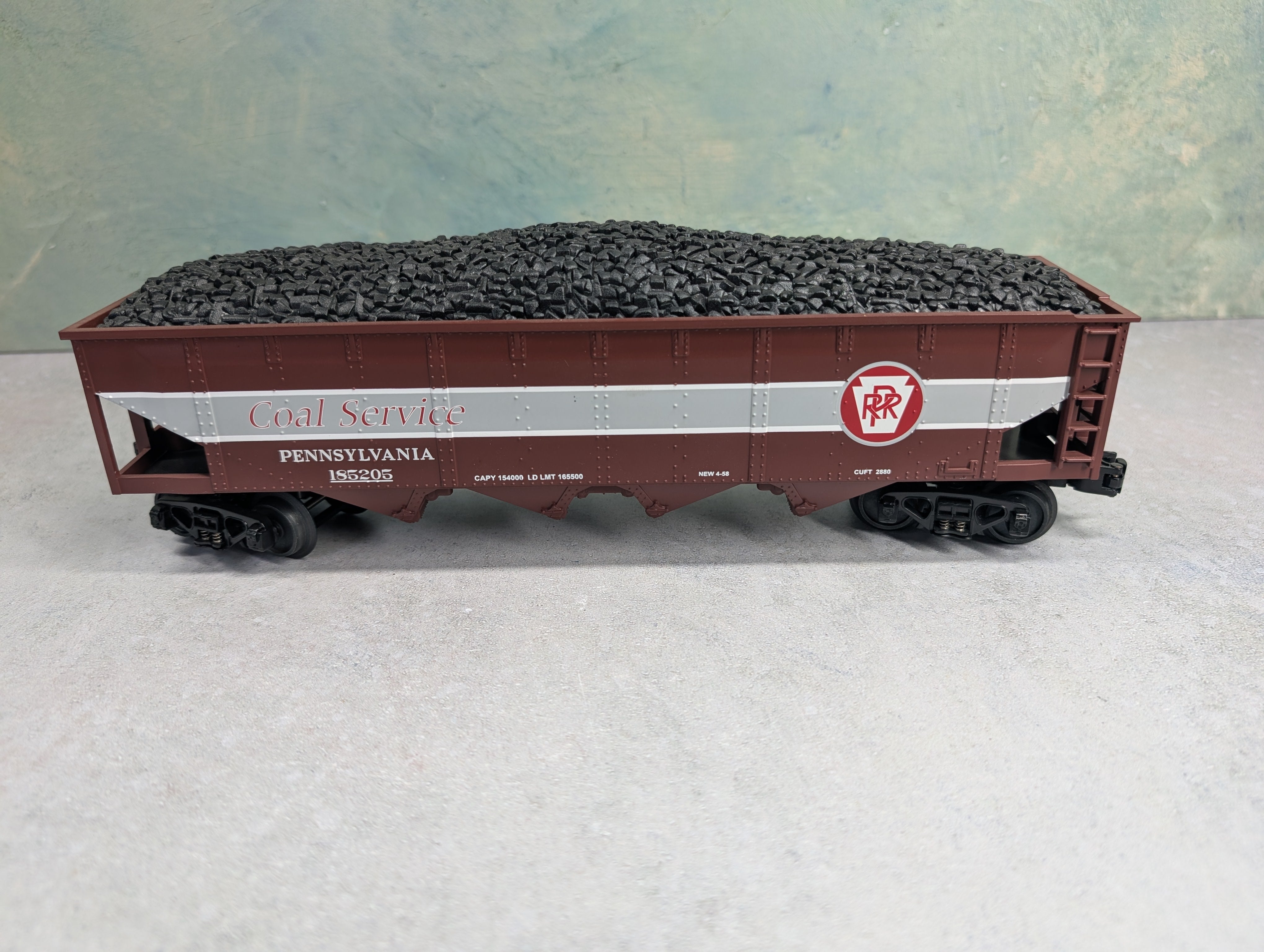 USED MTH Rail King 30-75187 O Hopper Car w/ Coal Load Pennsylvania #185205 Coal Service