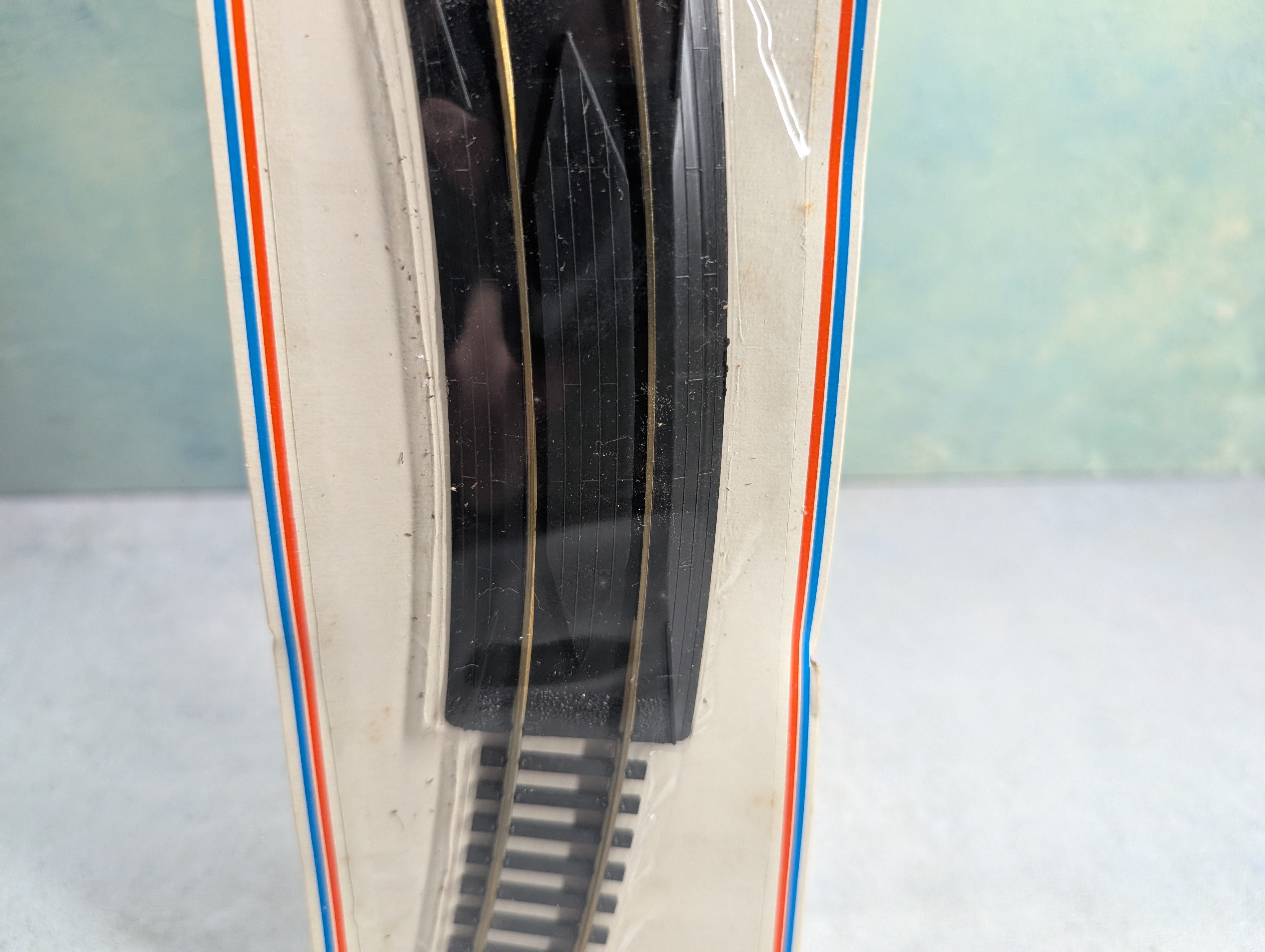 USED Life-Like 8621 HO Scale 18" Rerailer Terminal, Brass, Code 100