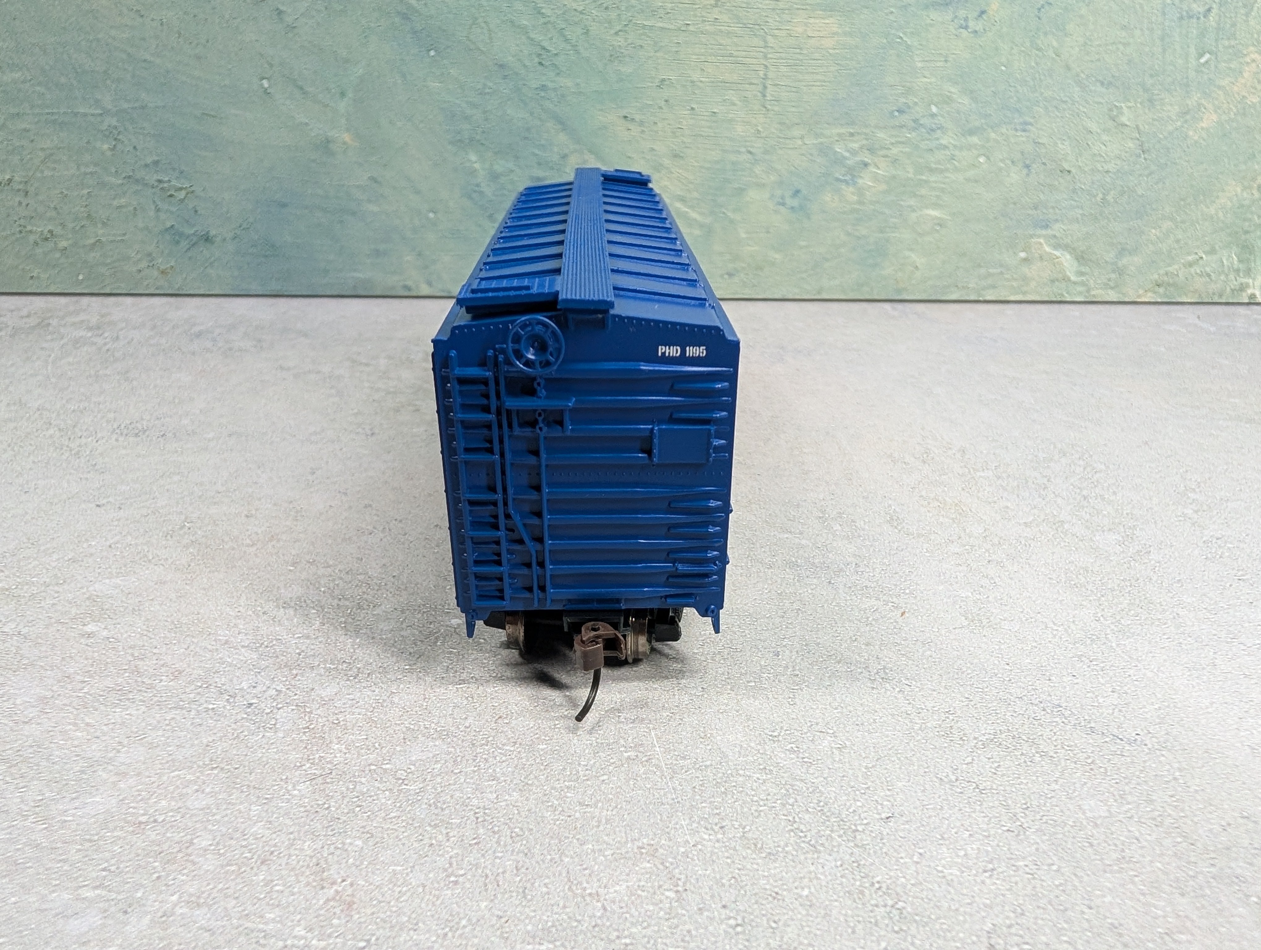 USED Athearn 70330 HO Scale 40' Superior Door Box Car Port Huron and Detroit PHD #1195