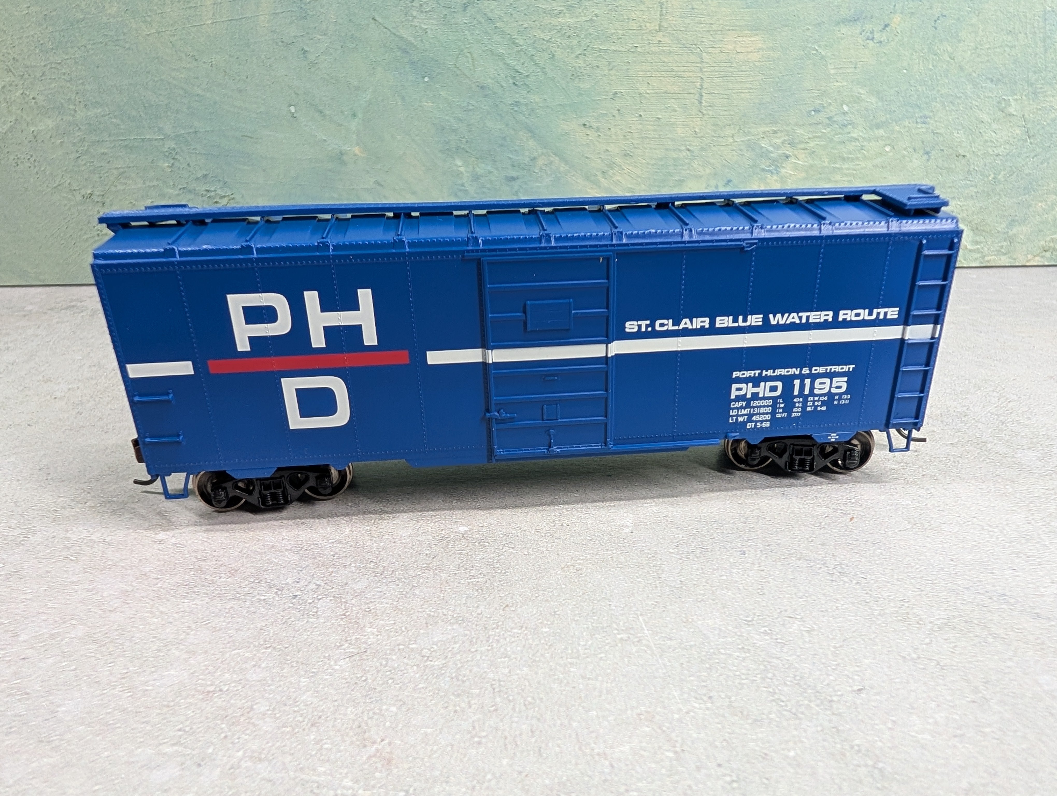 USED Athearn 70330 HO Scale 40' Superior Door Box Car Port Huron and Detroit PHD #1195