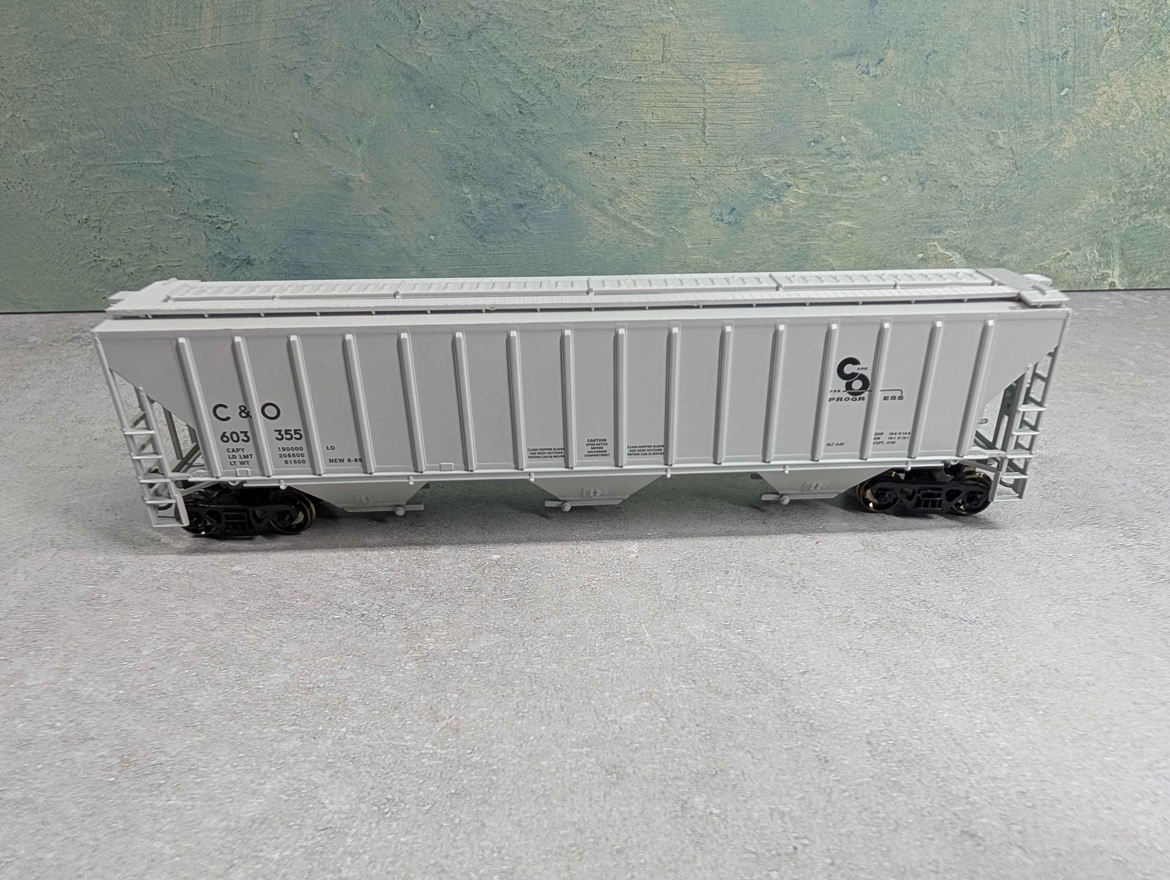 USED Athearn 72370 HO Scale PS 4740 Covered Hopper Chesapeake and Ohio #603355