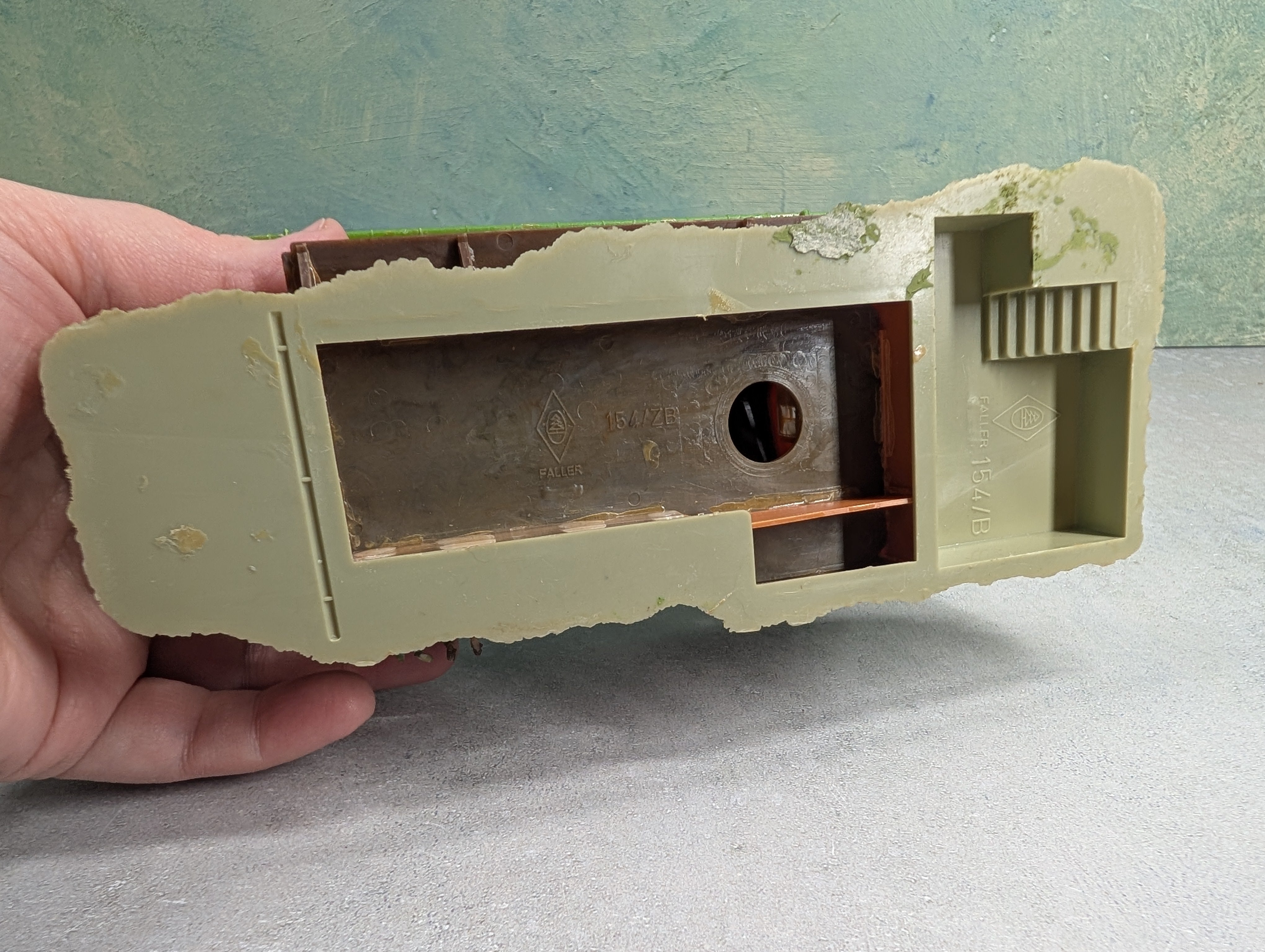 USED Faller HO Scale Newtown Freight Station, Building