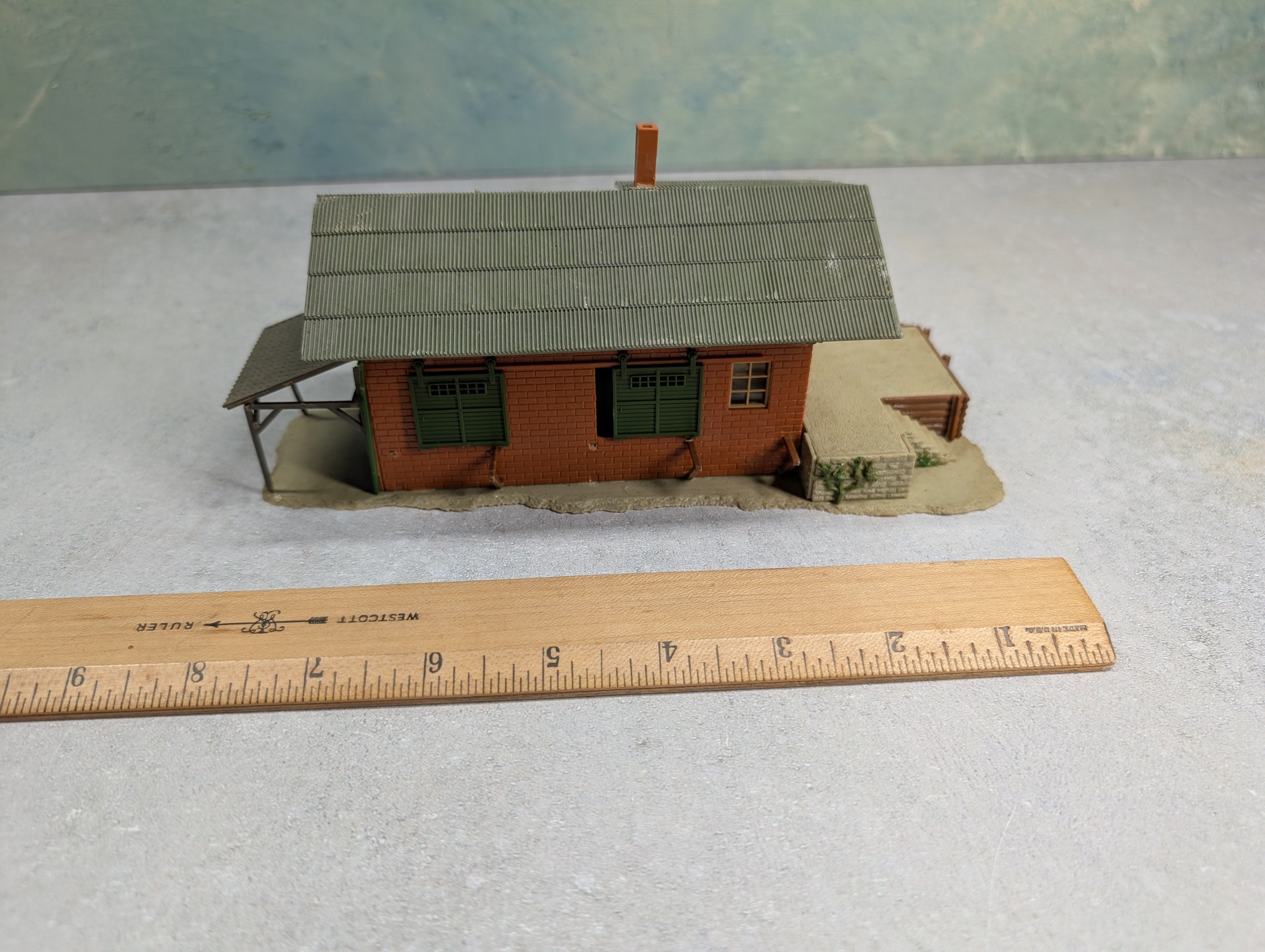 USED Faller HO Scale Talhausen Freight Station, Building