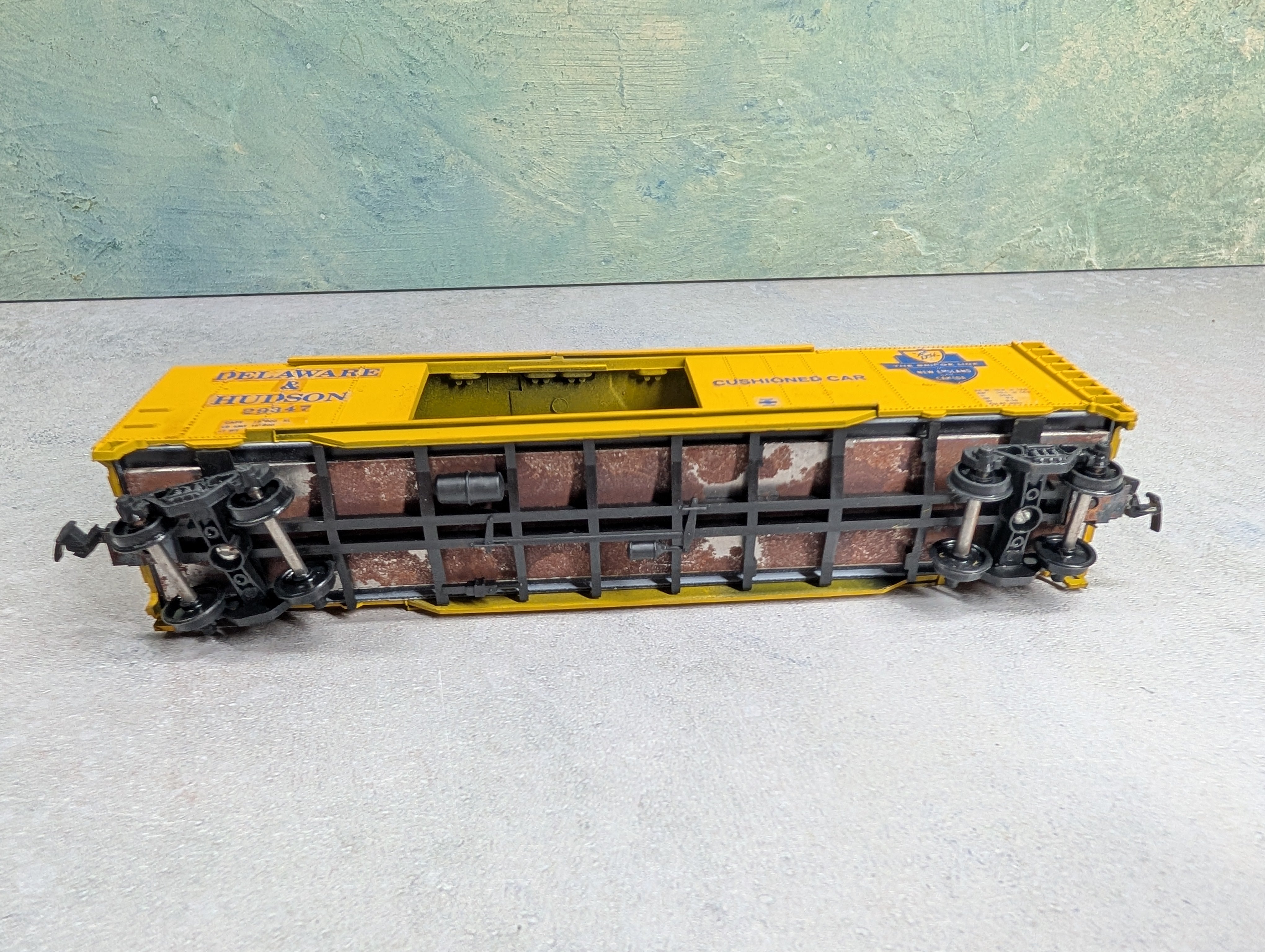 USED Athearn HO Scale 50' DD Box Car Delaware and Hudson D&H #29347 Decal