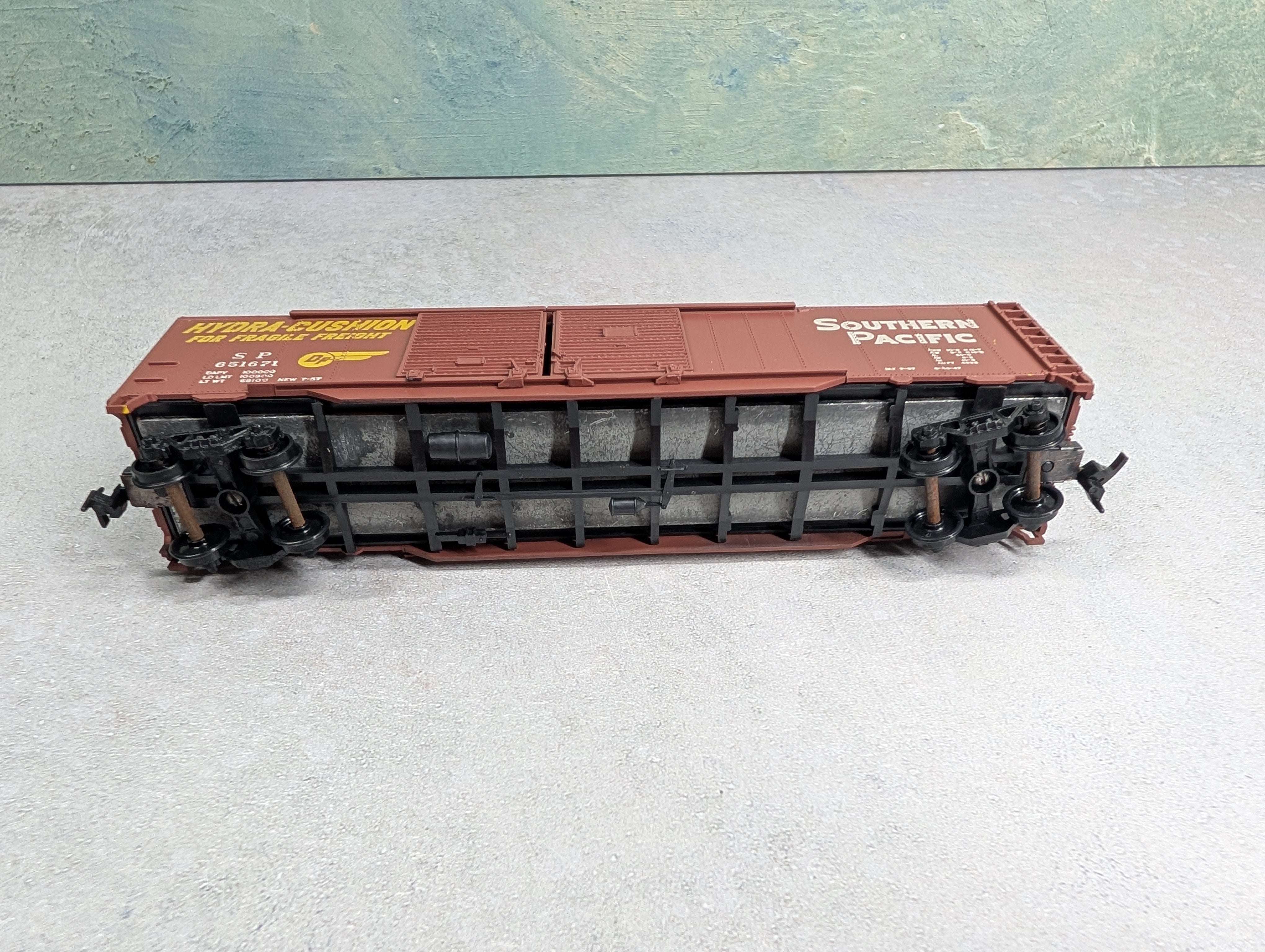 USED Athearn HO Scale 50' DD Box Car Southern Pacific SP #651671