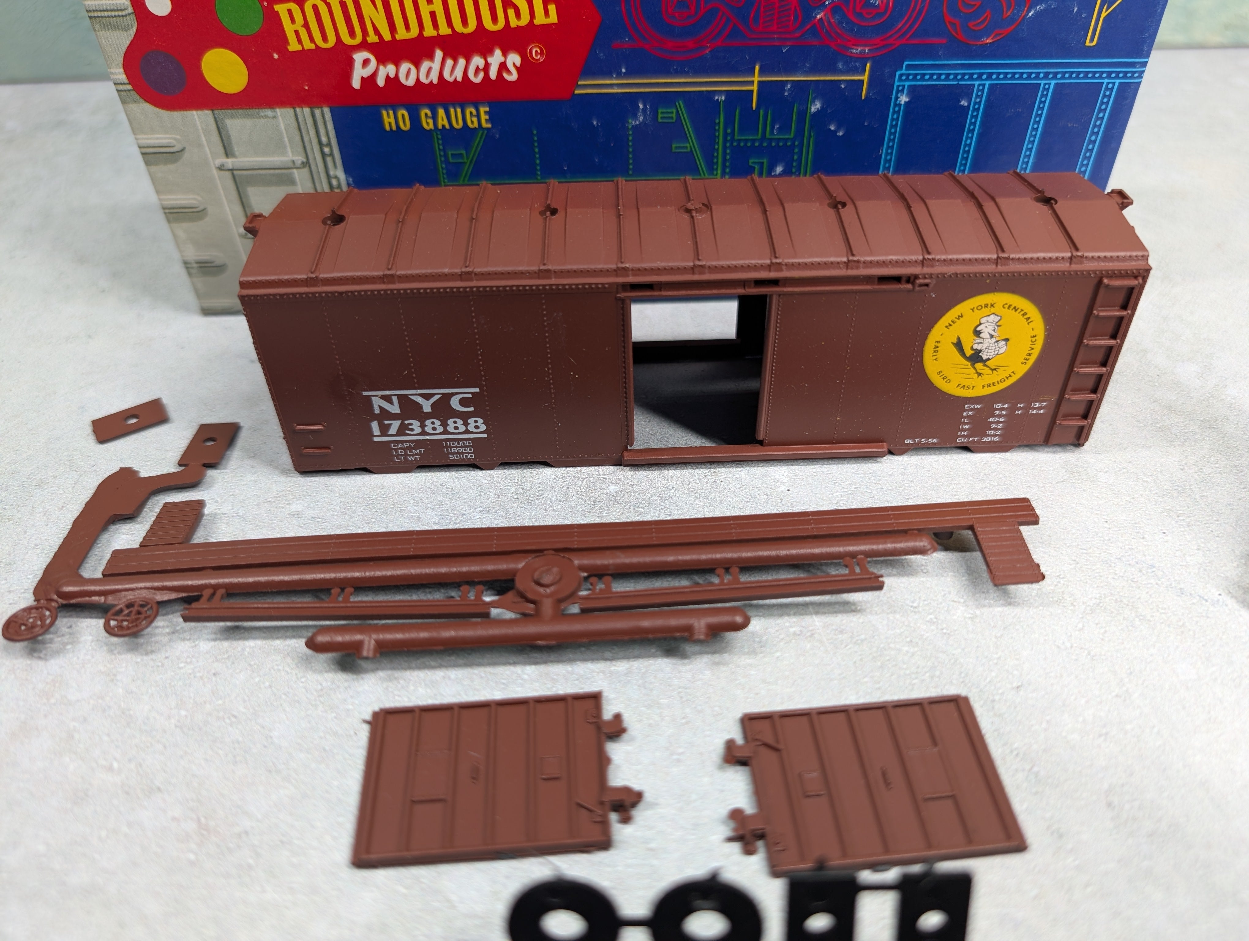 USED Roundhouse 2041 HO Scale 40' Box Car New York Central NYC #173888 Early Bird KIT