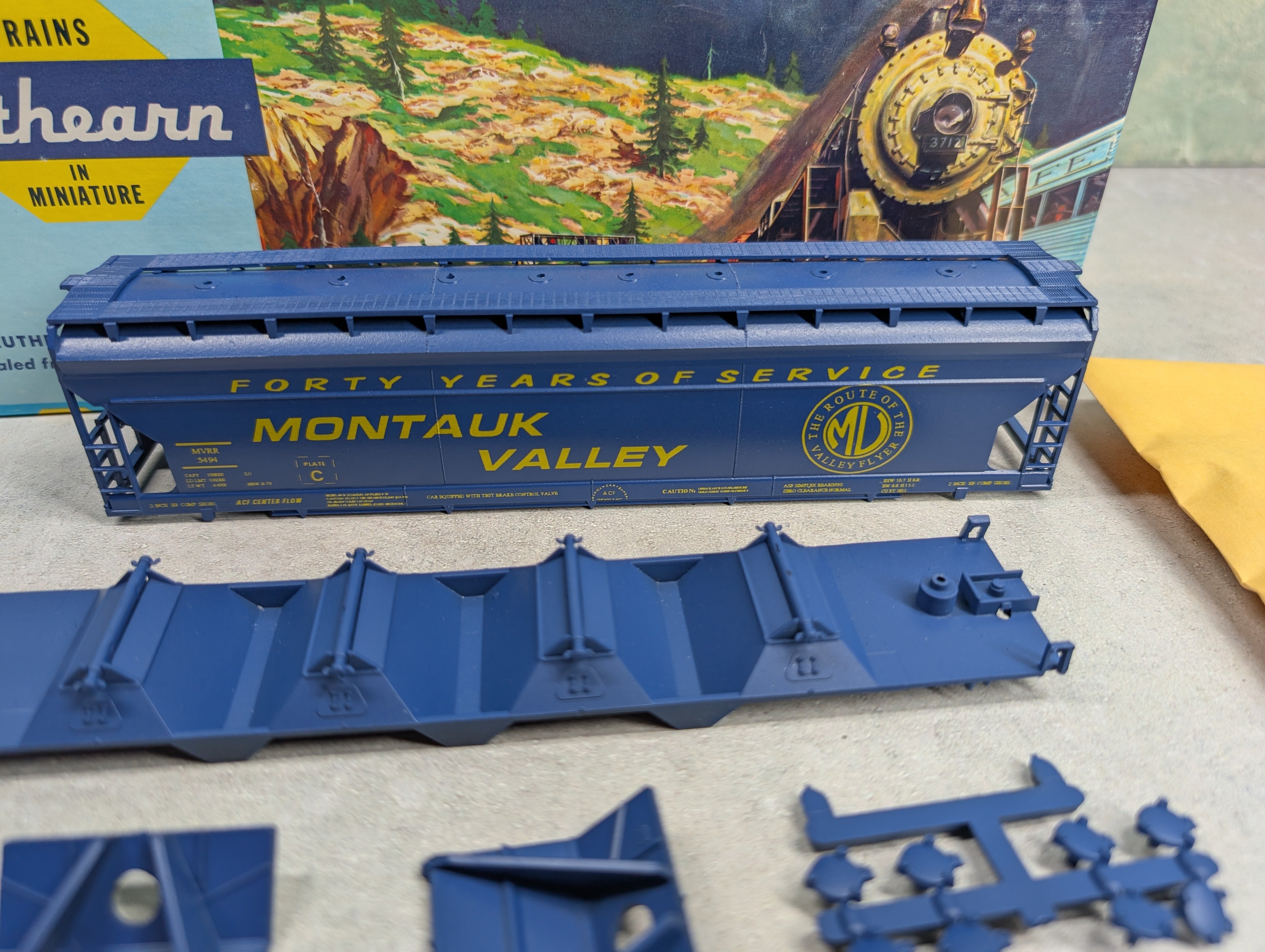 USED Athearn HO Scale 55' ACF Center Flow Montauk Valley MVRR #5494 Nassau Custom KIT
