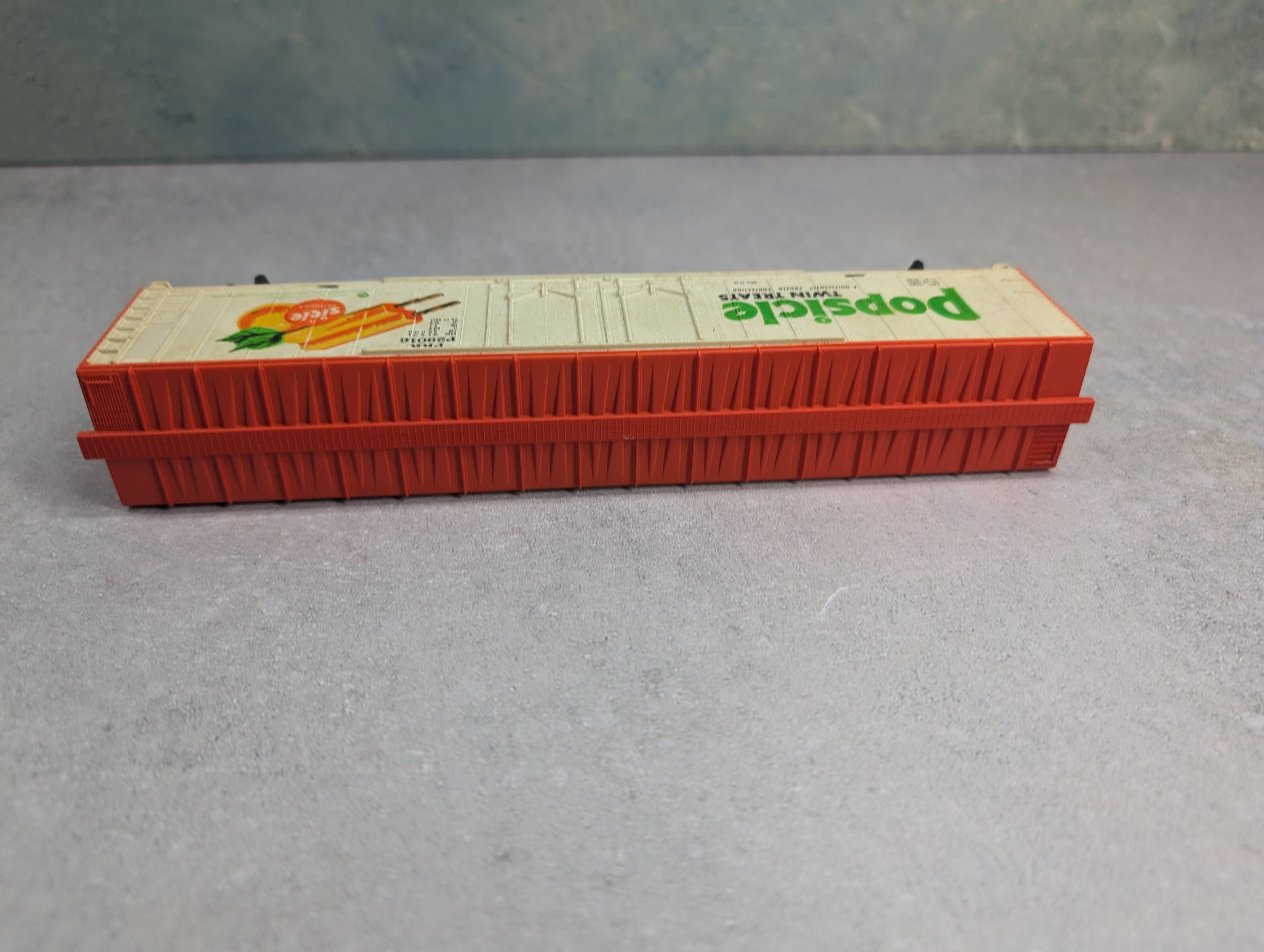 USED Tyco HO Scale 61' Billboard Box Car Popsicle PRR #P29016