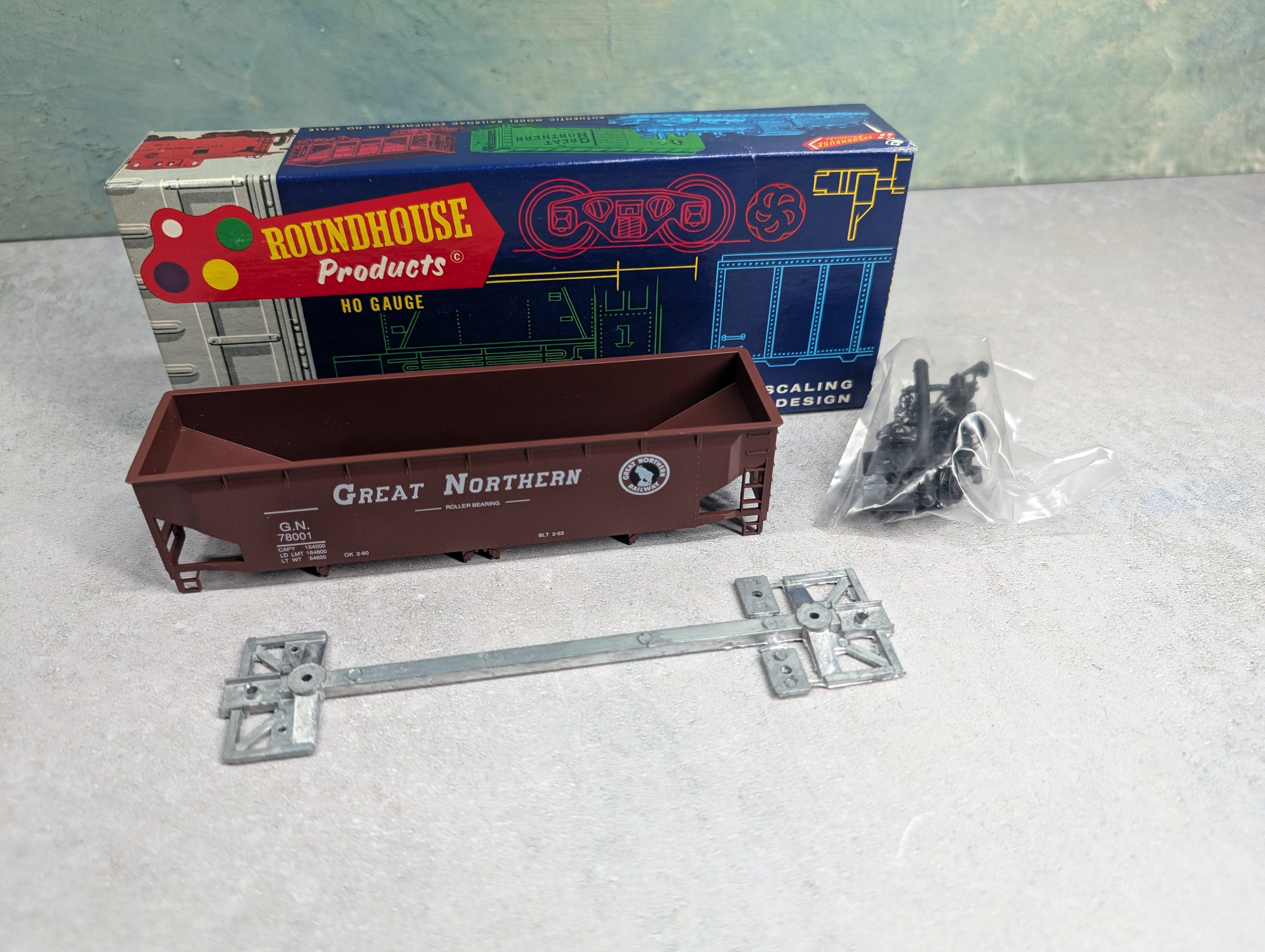 USED Roundhouse 7736 HO Scale Ballast Hopper Great Northern GN #78001 Large Letters KIT