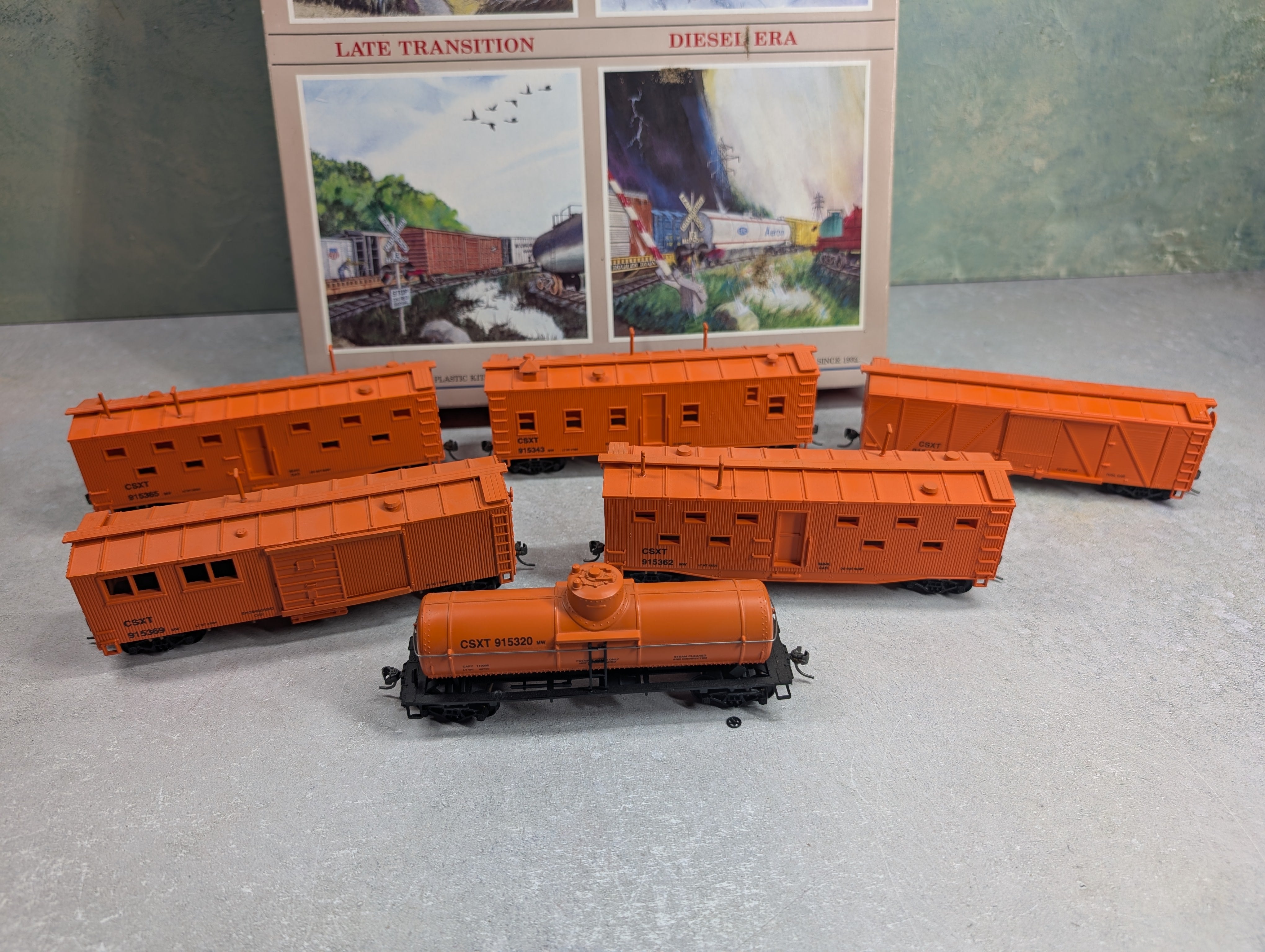 USED Walthers 932-915 HO Scale Orange MOW Work Train #1 CSX CSXT (6 pcs)