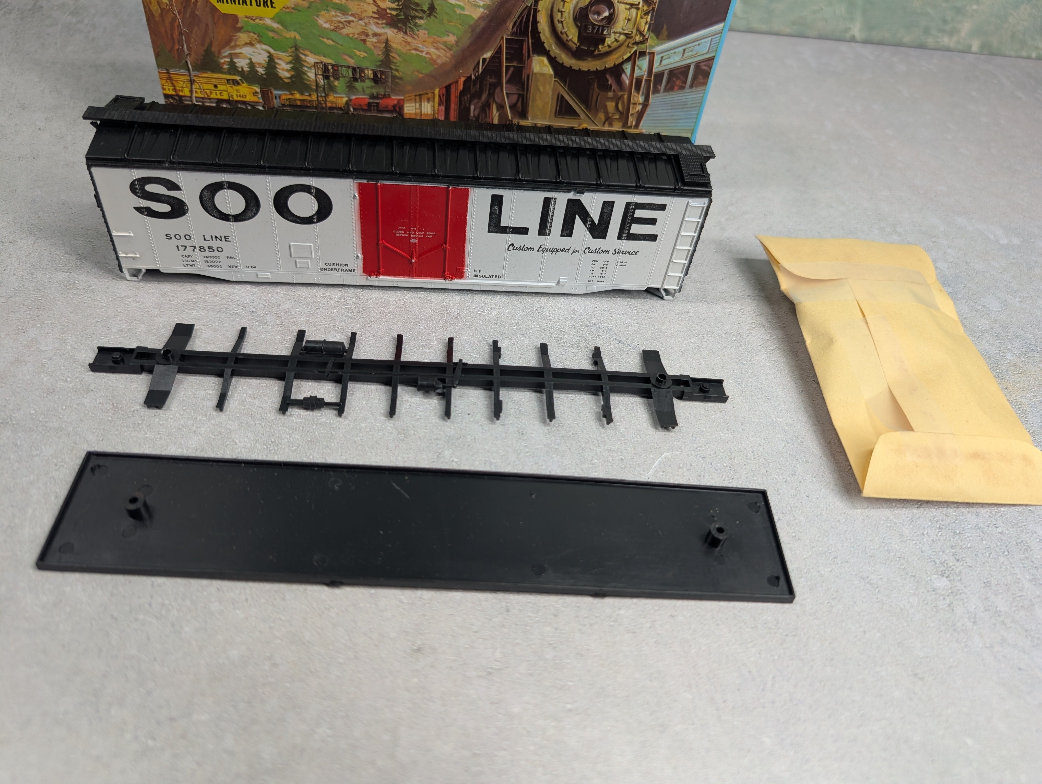 USED Athearn 1335 HO Scale 50' PD Box Car SOO Line #177850 KIT