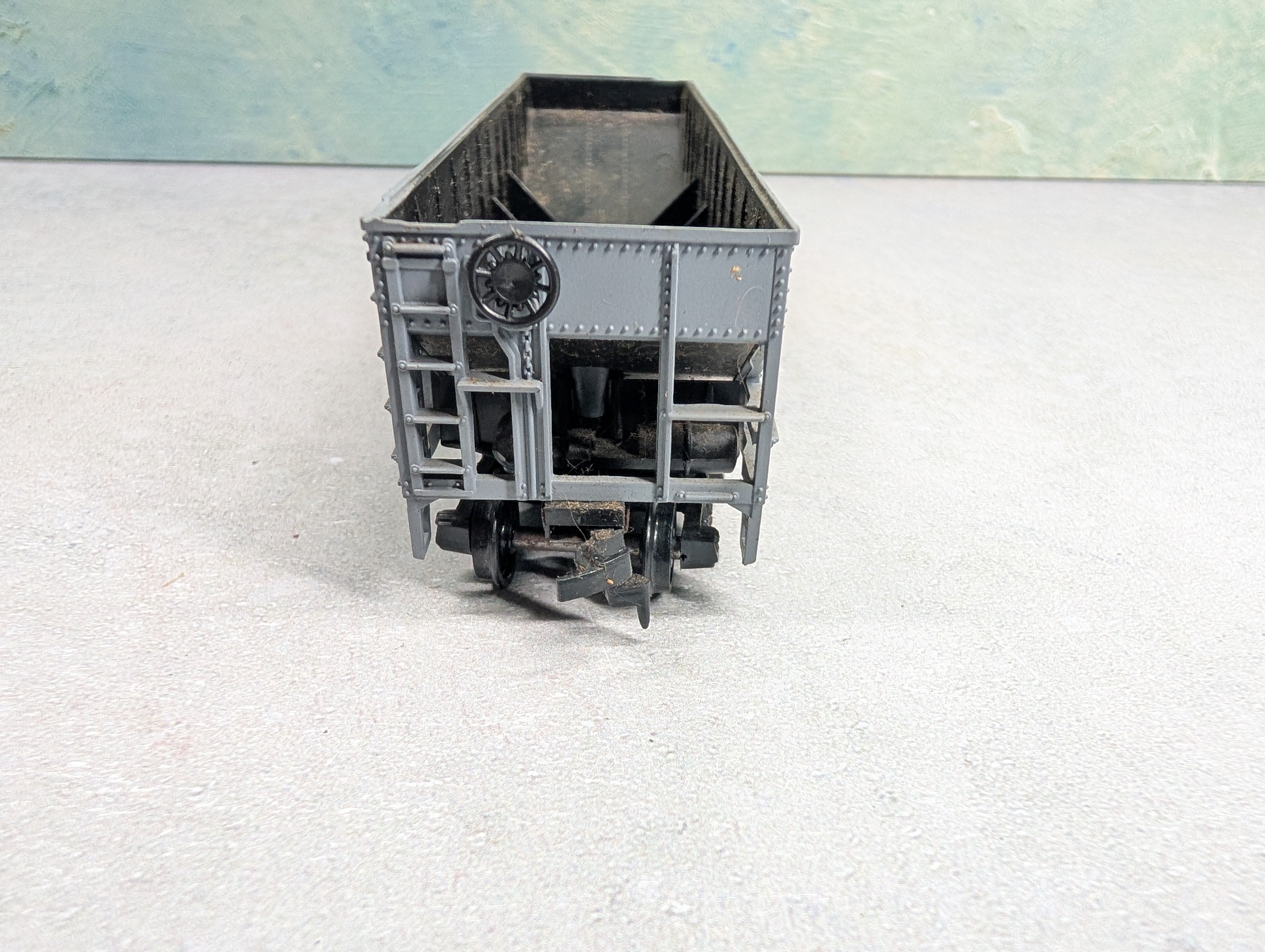 USED Athearn 1757 HO Scale Operating Quad Hopper Western Maryland KIT