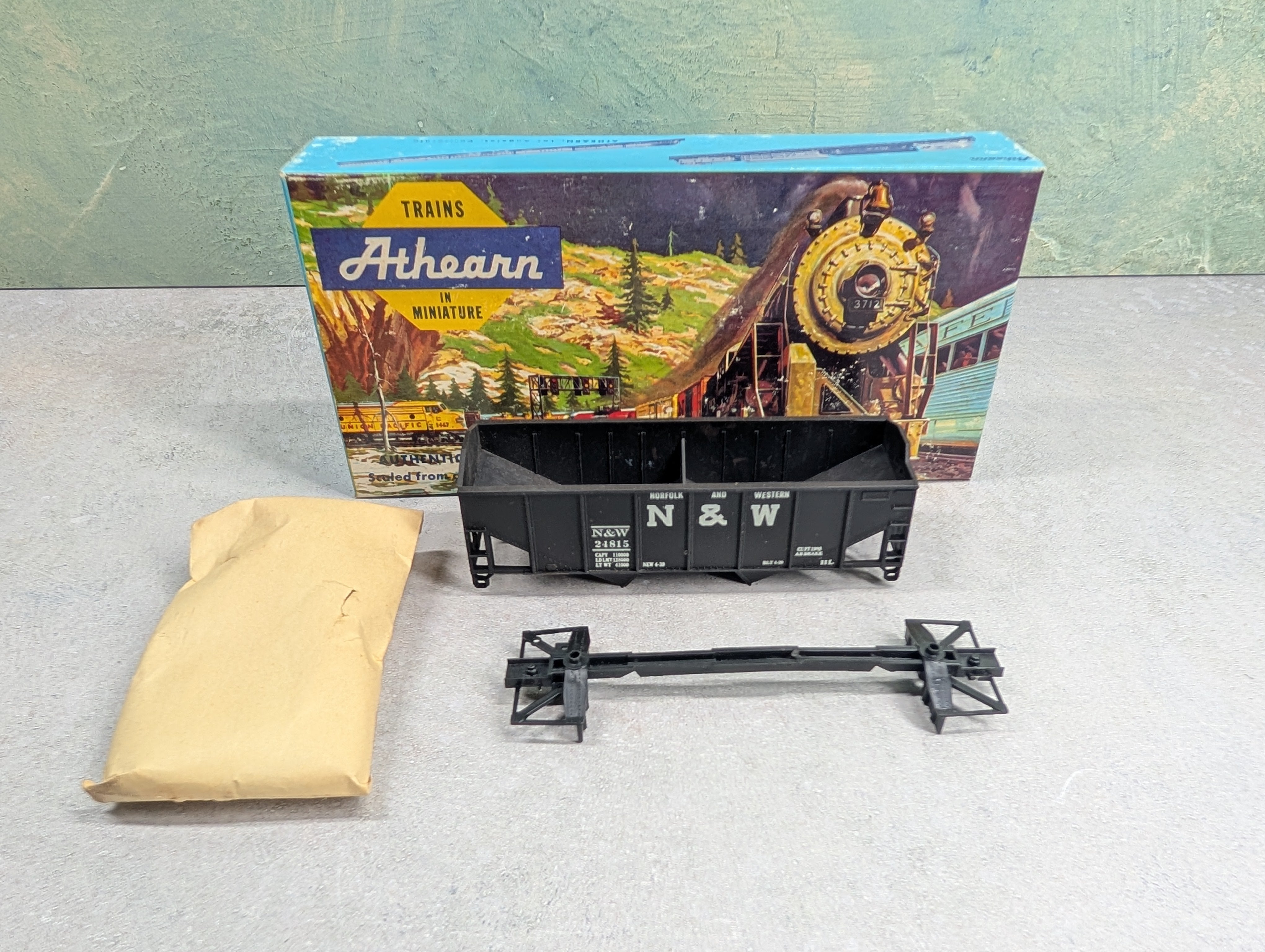 USED Athearn HO Scale 2 Bay 34' Ribbed-Side Hopper Norfolk & Western N&W #24815 Custom KIT