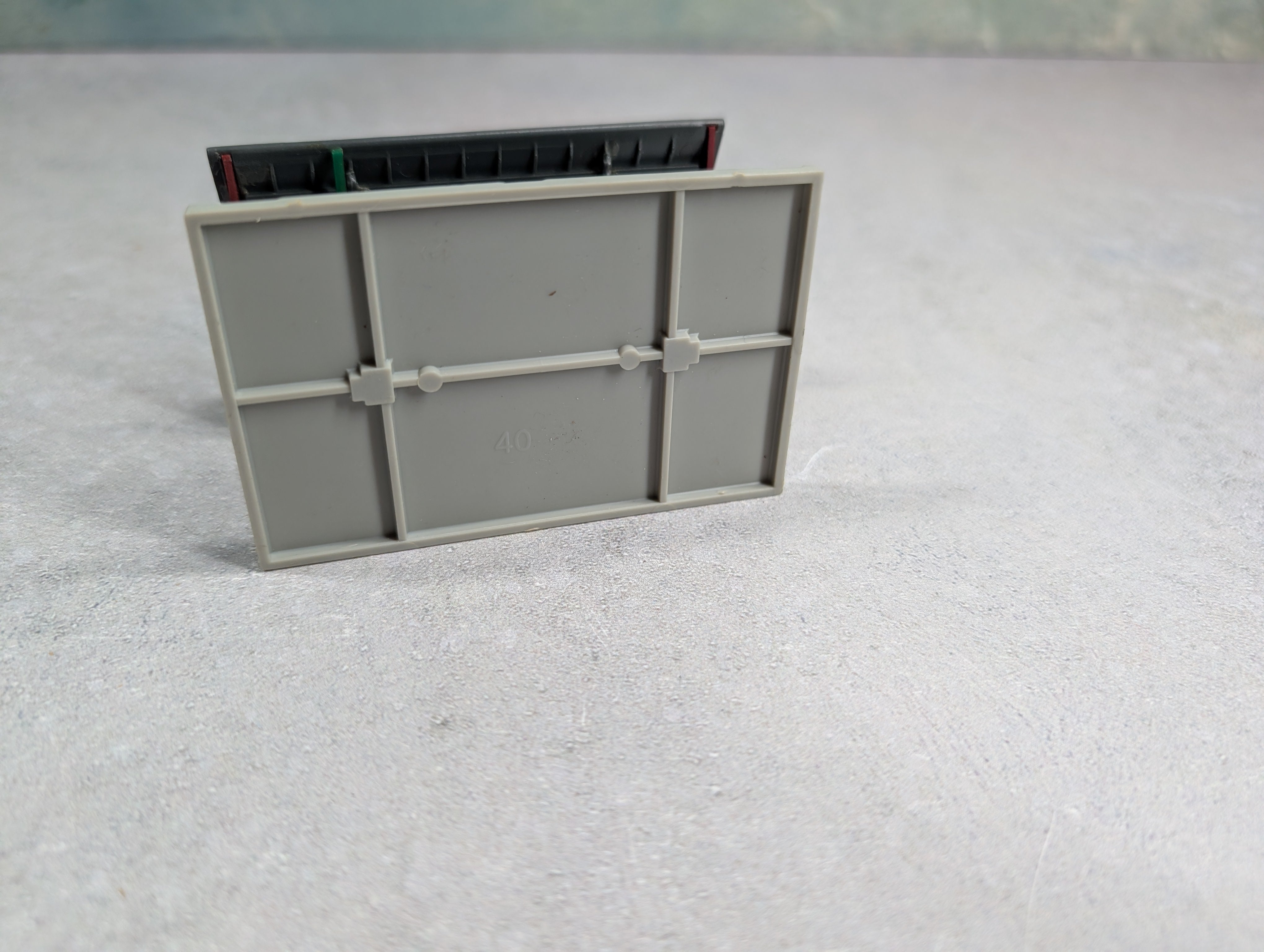 USED HO Scale Passenger Station Platform