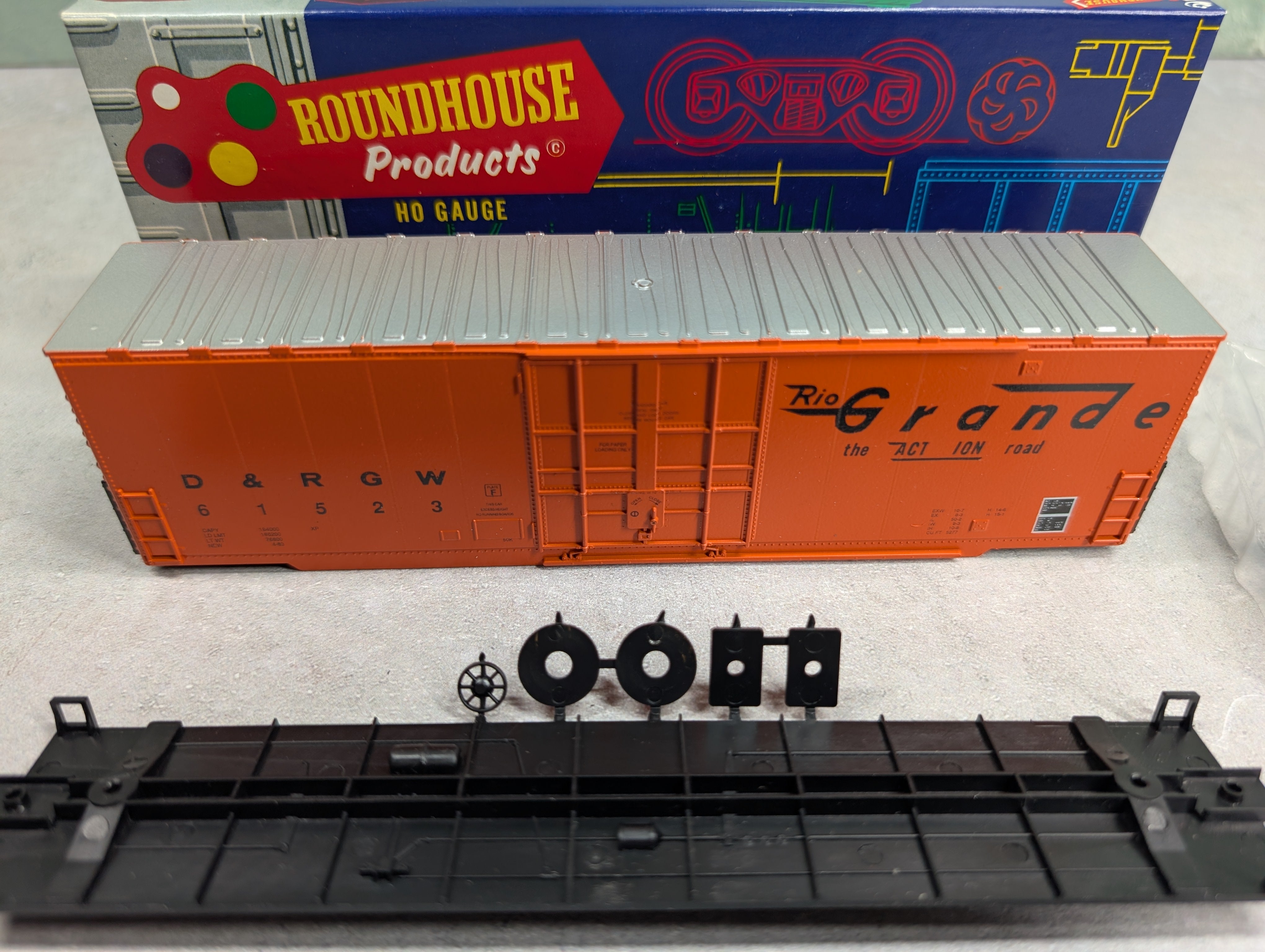 USED Roundhouse 3227 HO Scale 50' Hi-Cube Box Car Rio Grande D&RGW #61523 KIT