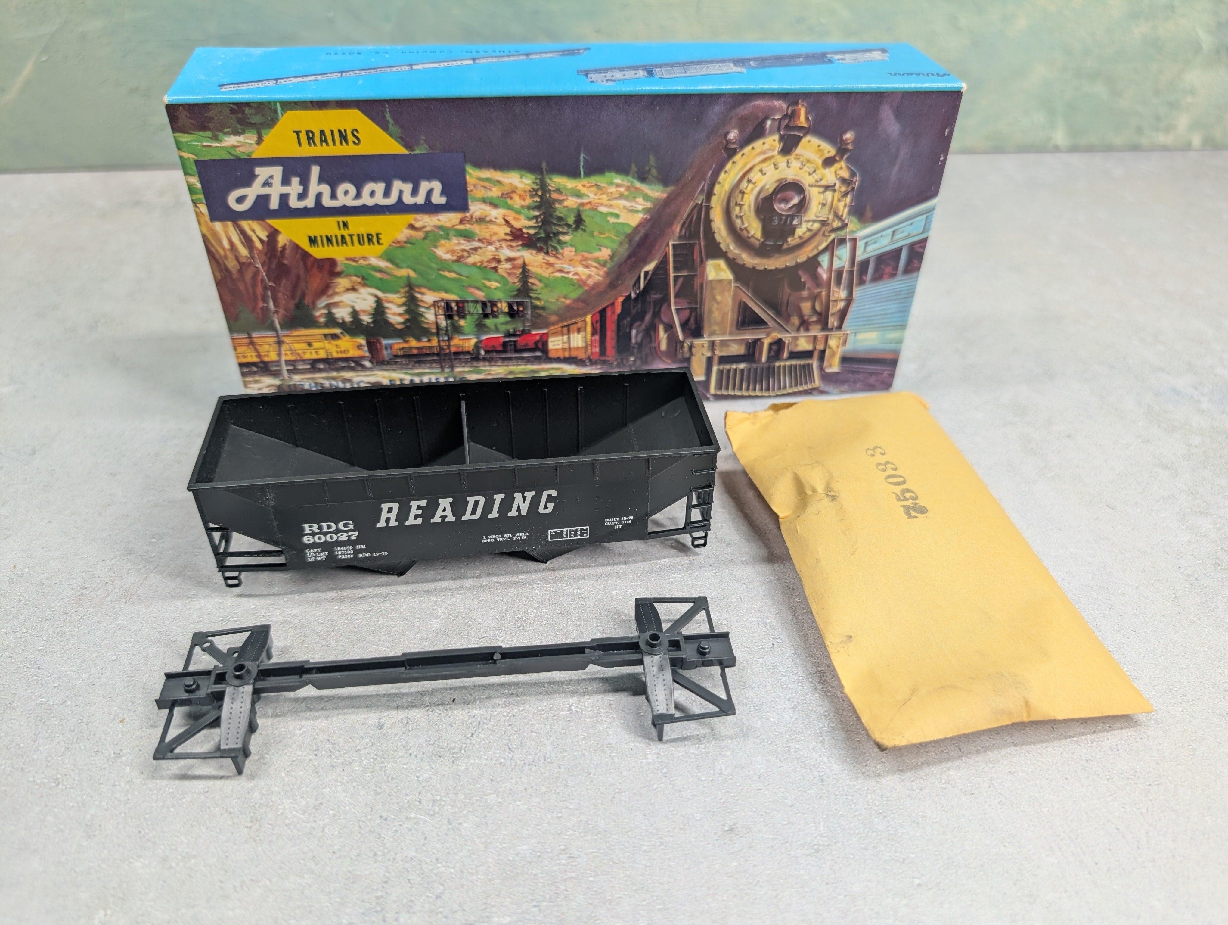USED Athearn HO Scale 34' 2-Bay Flat-End Hopper Reading RDG #60027 Bev-Bel KIT
