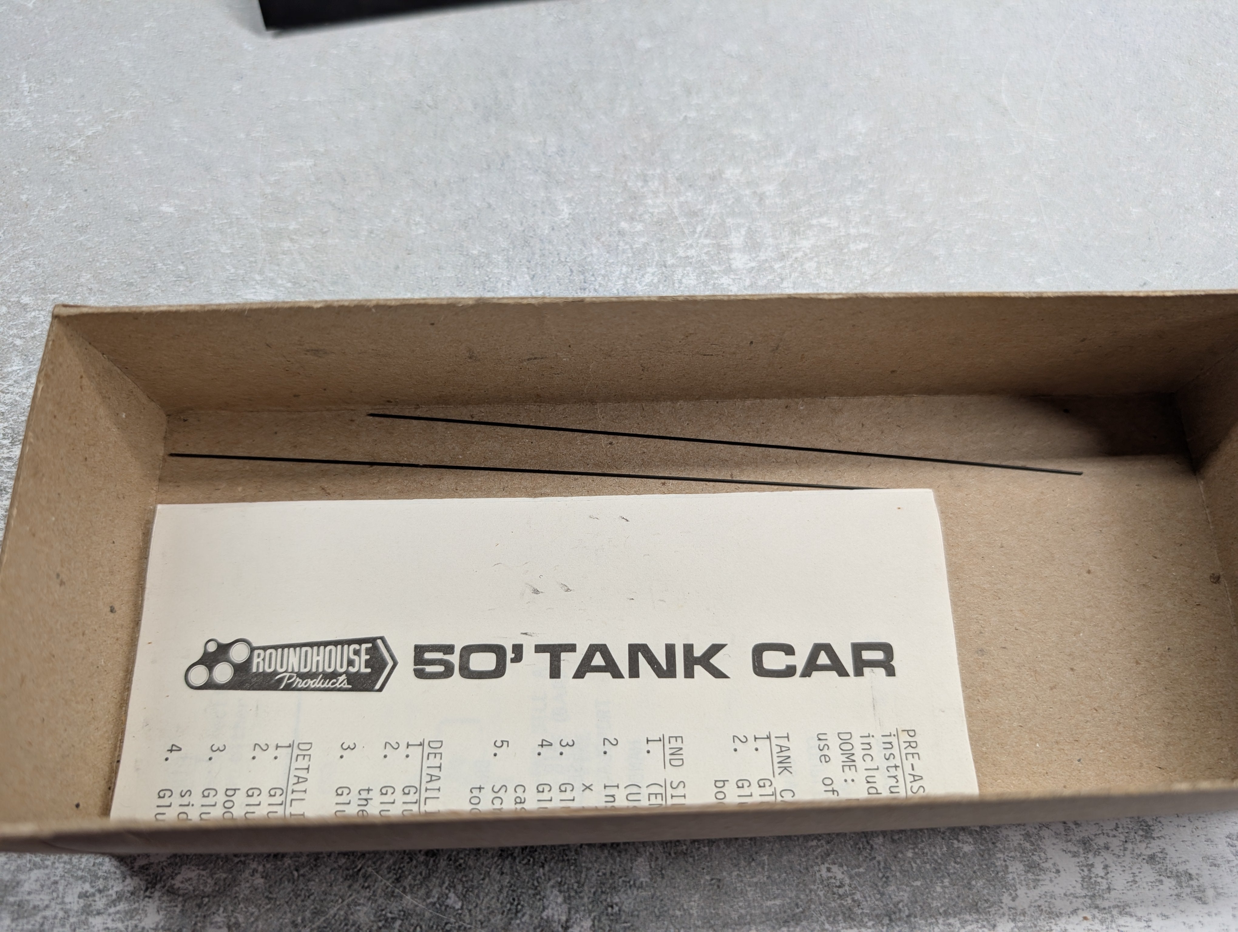 USED Roundhouse 3250 HO Scale 50' Tank Car ADM UELX #78608 KIT