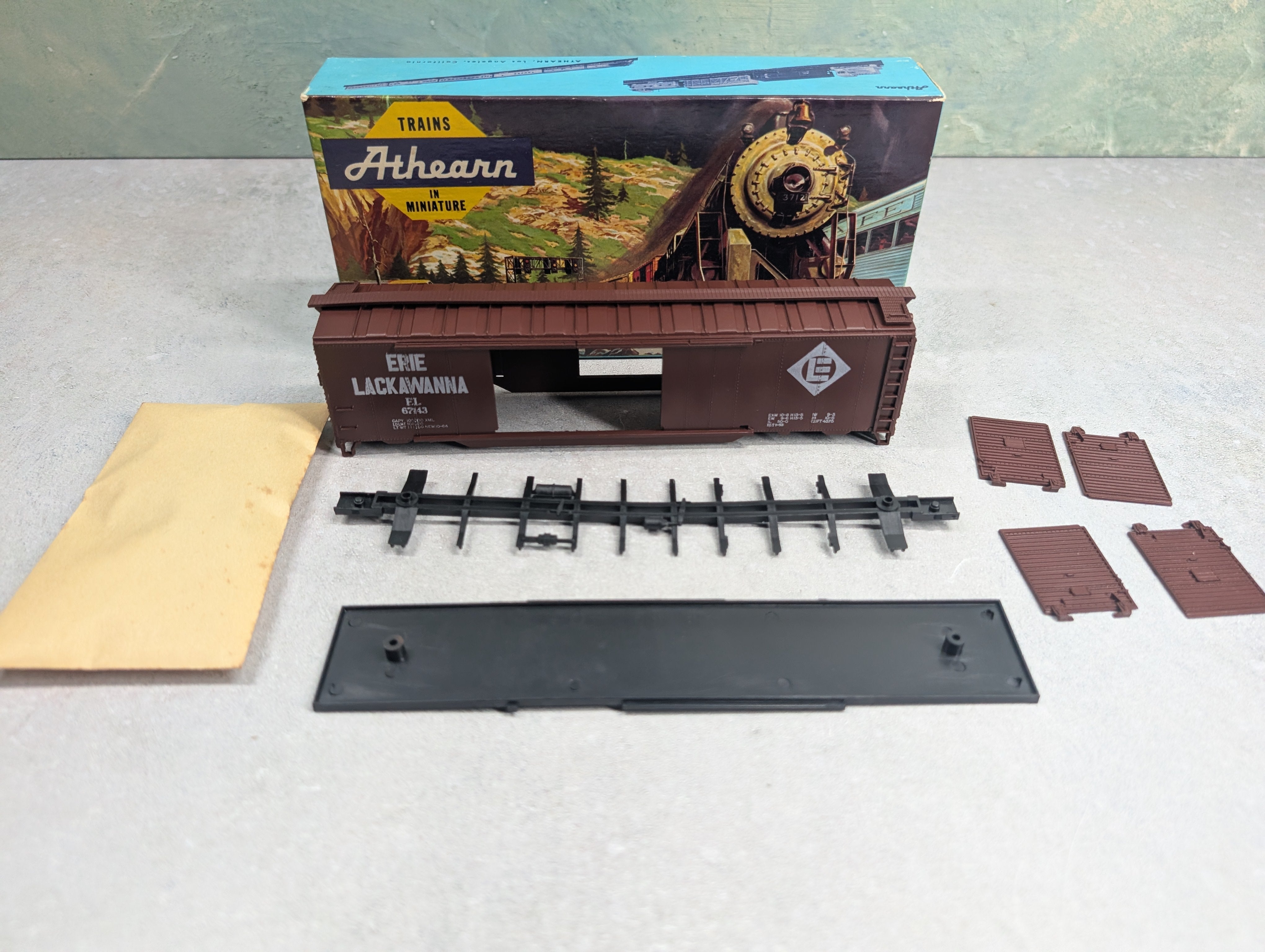 USED Athearn 502 HO Scale 50' DD Box Car Erie Lackawanna EL #67143 L&S Hobby KIT