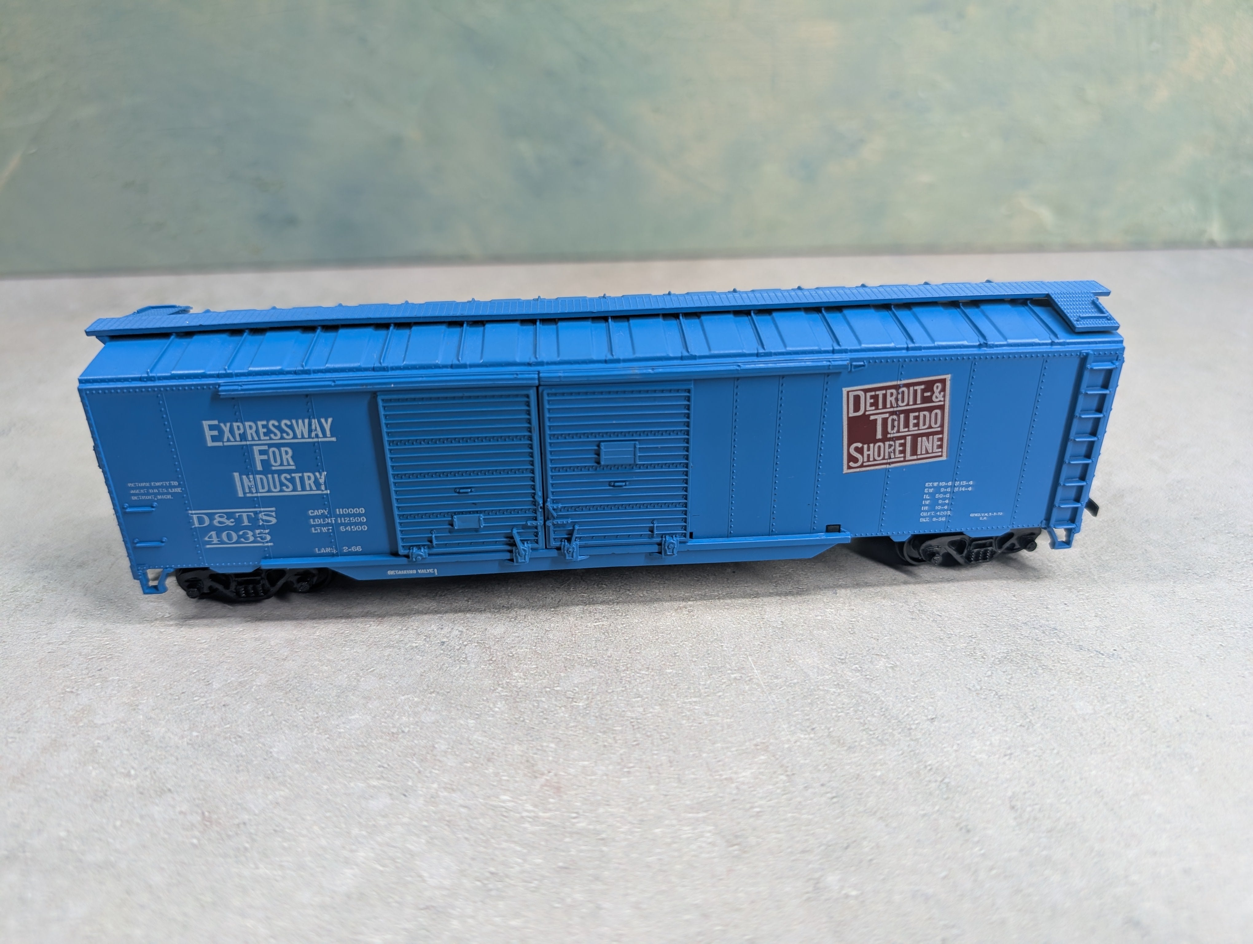 USED Athearn 1307 HO Scale 50' DD Box Car Detroit & Toledo Shore Line D&TS #4035