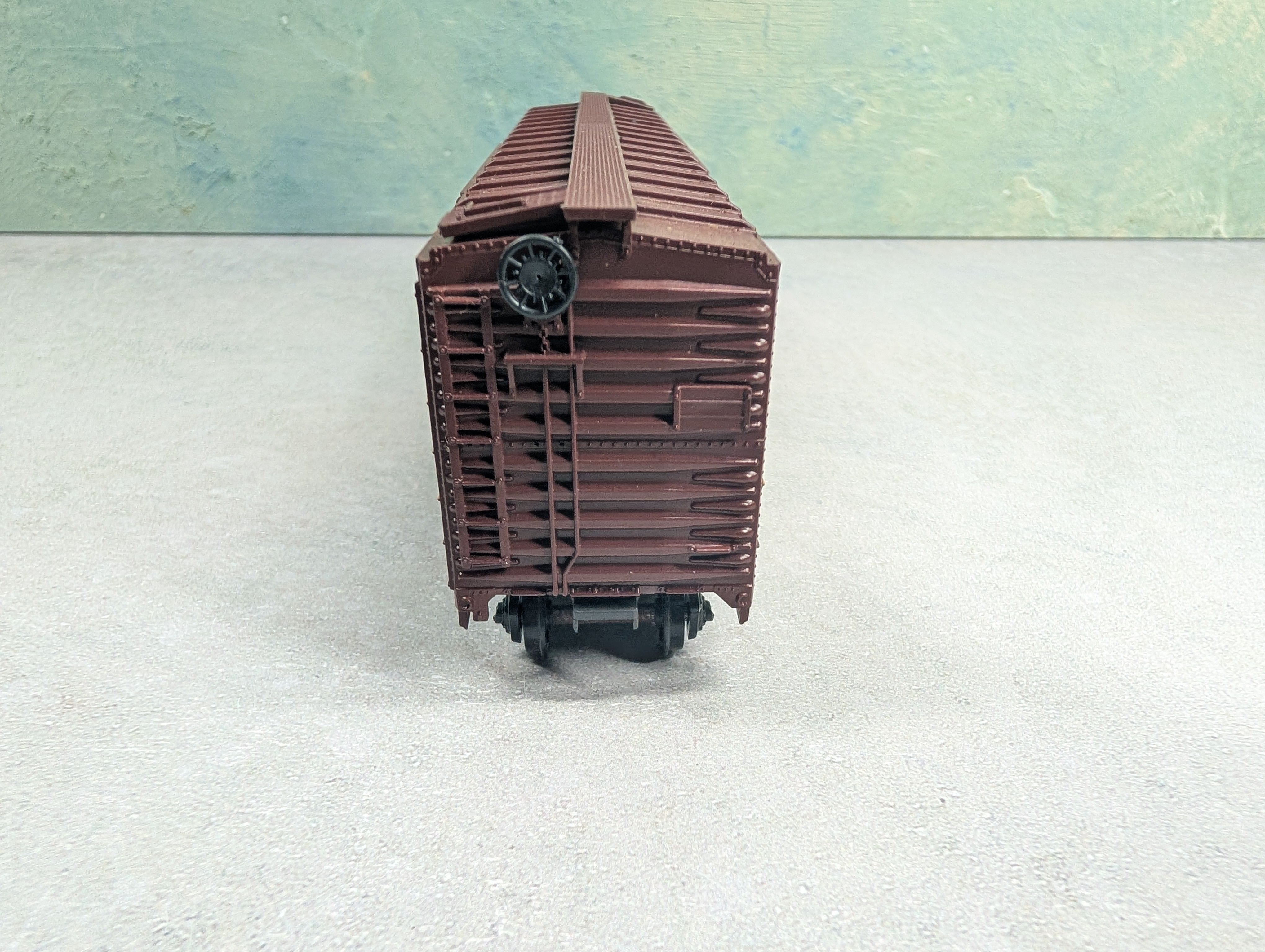 USED Athearn 1330 HO Scale 50' PD Box Car Milwaukee Road MILW #2636 KIT